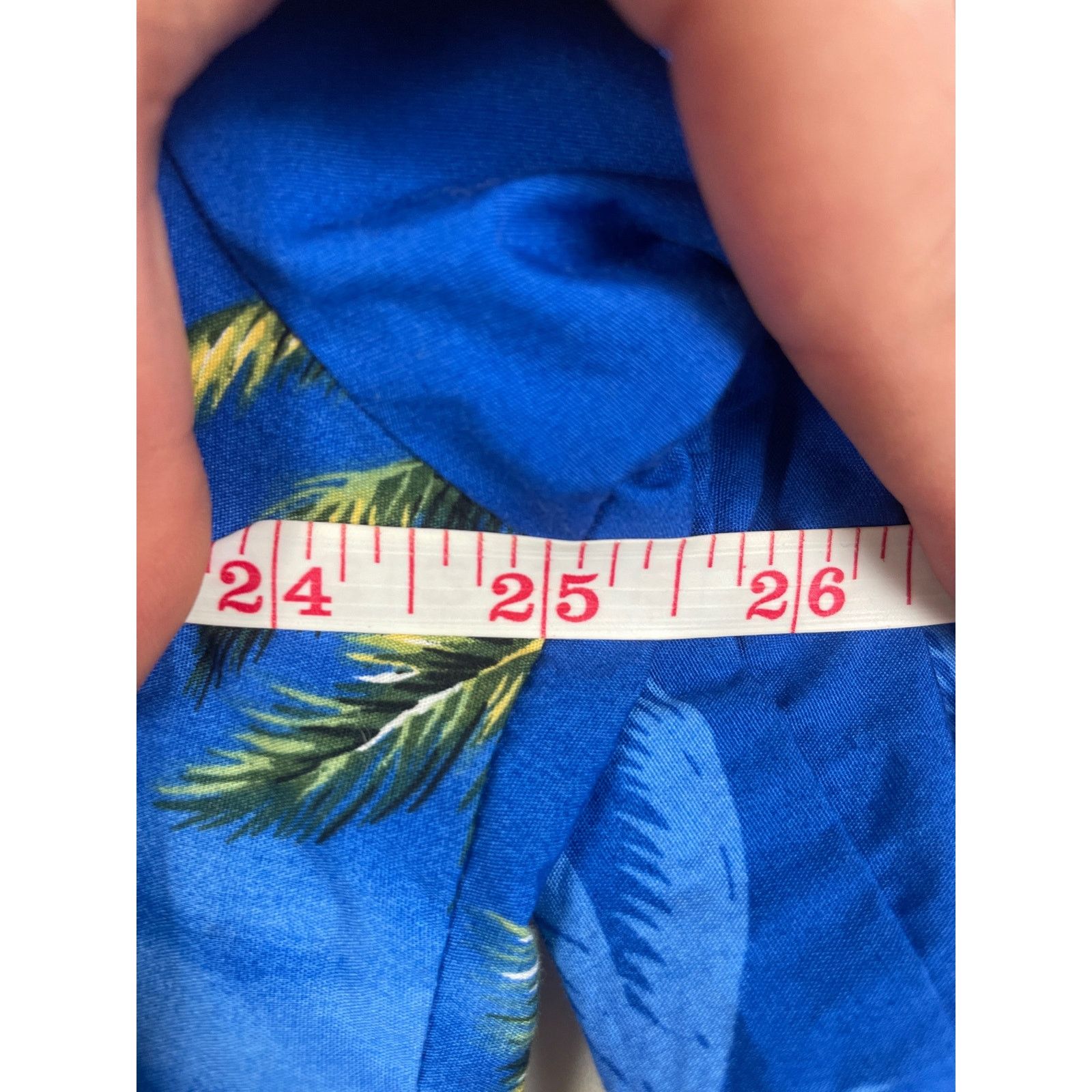 Evergreen Evergreen Island Hawaiian Parrots Flowers Blue Button Up Size US XL / EU 56 / 4 - 5 Thumbnail