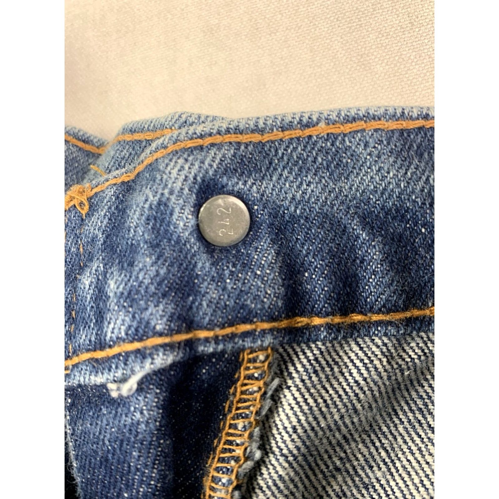 Levi's VINTAGE Levi's 505 Jeans Womens Blue Size 14 Made In USA 1982 (Fits 29x32) Size 36" / US 14 / IT 50 - 3 Thumbnail