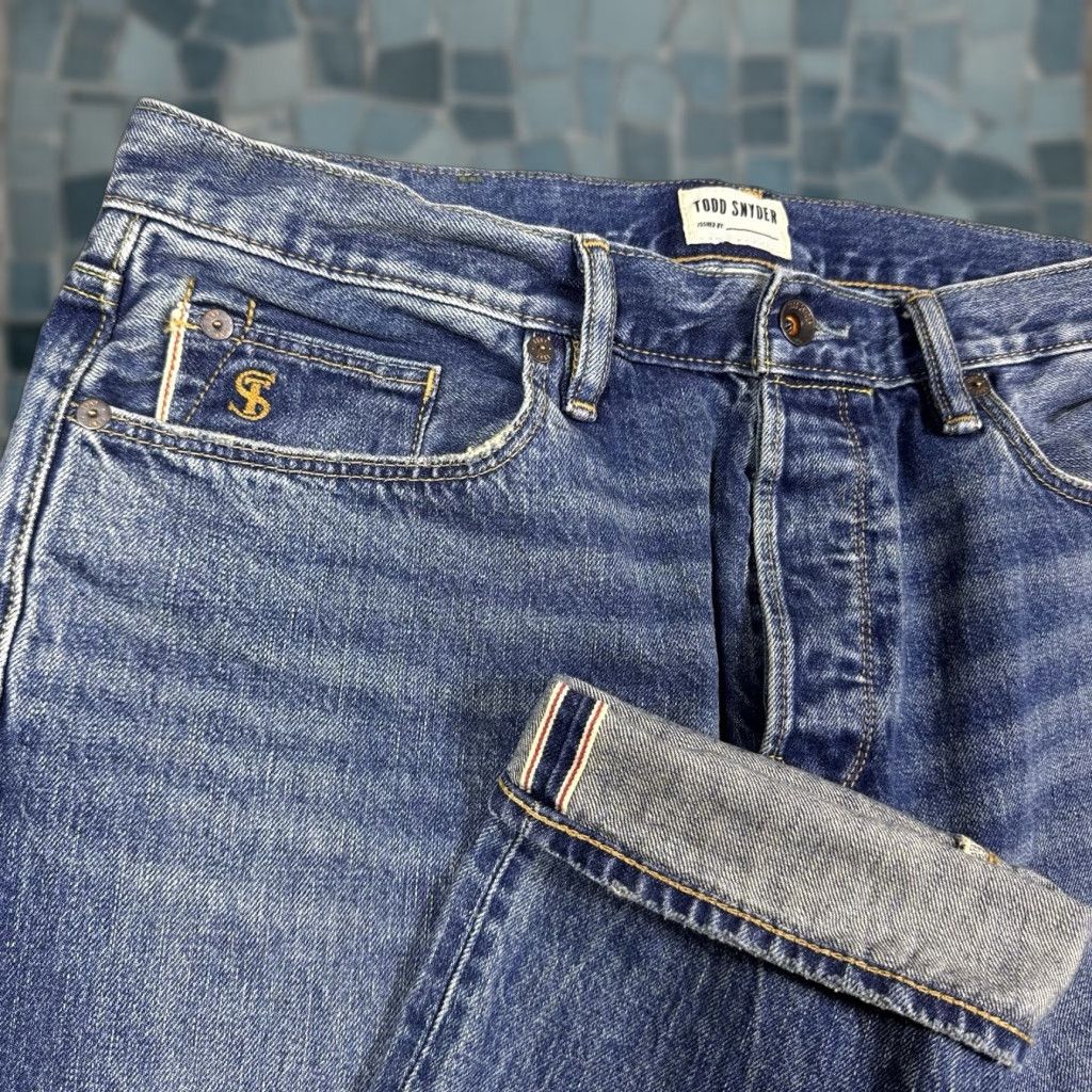 Todd Snyder Todd Snyder Jeans Men’s 33x32 Button Fly Selvedge Denim Blue 12.5oz Distressed Slim Straight 5-Pocket Regular Rise Mens Regular Fit Vintage Style Size US 33 - 1 Thumbnail