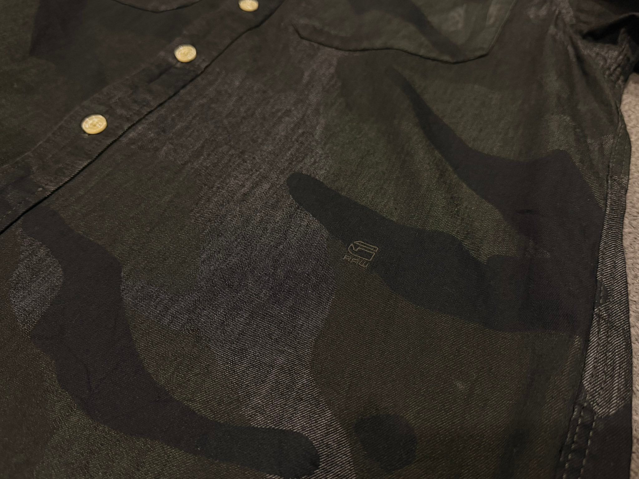 G-Star RAW g star camo button up S 3348 Size US S / EU 44-46 / 1 - 8 Thumbnail