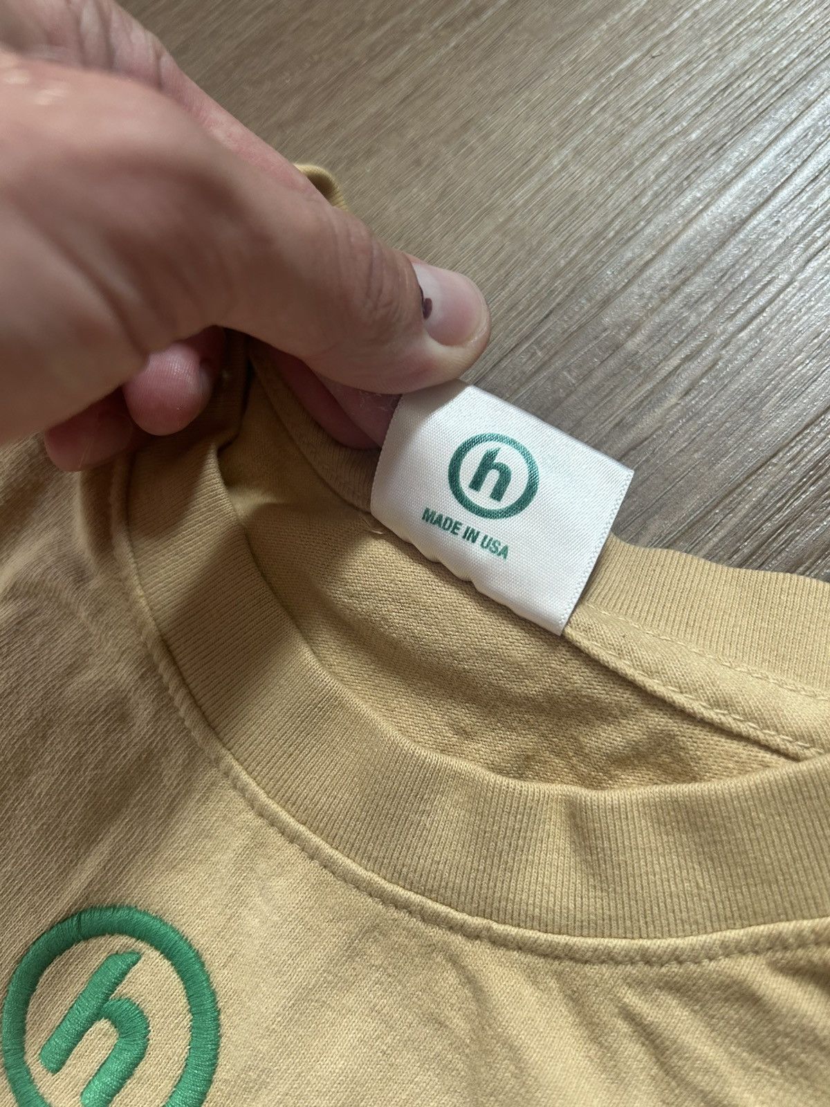 HIDDEN Hidden NY Embroidered Mini H Logo Tee Size US L / EU 52-54 / 3 - 4 Thumbnail