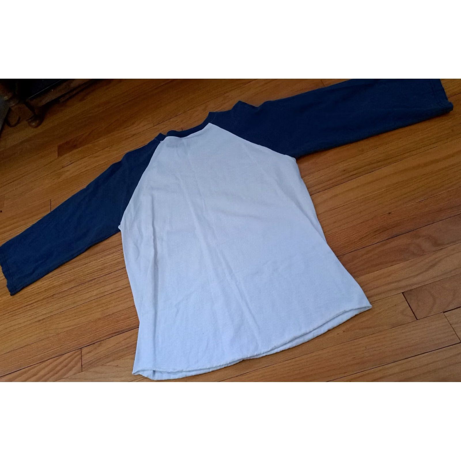 TEE JAYS VINTAGE Tee Jays Detroit Tigers Baseball Jersey USA made T-Shirt Large Crew Neck 3/4 Sleeve Unisex Adults Blue&White Cotton Jersey Size US L / EU 52-54 / 3 - 6 Thumbnail
