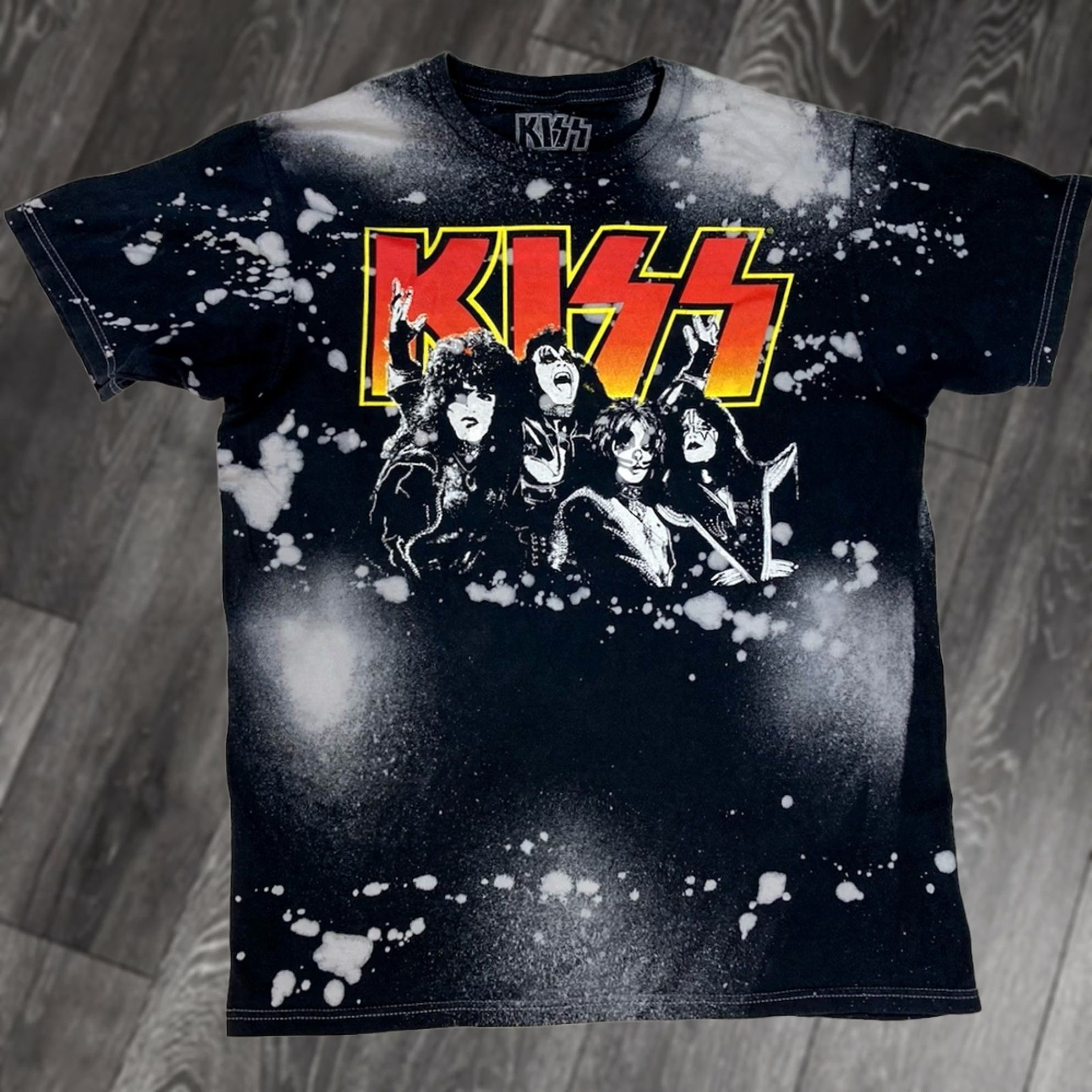 Vintage Kiss Graphic T-shirt Women Medium Black Acid Wash Short Sleeve Music Size M / US 6-8 / IT 42-44 - 1 Thumbnail