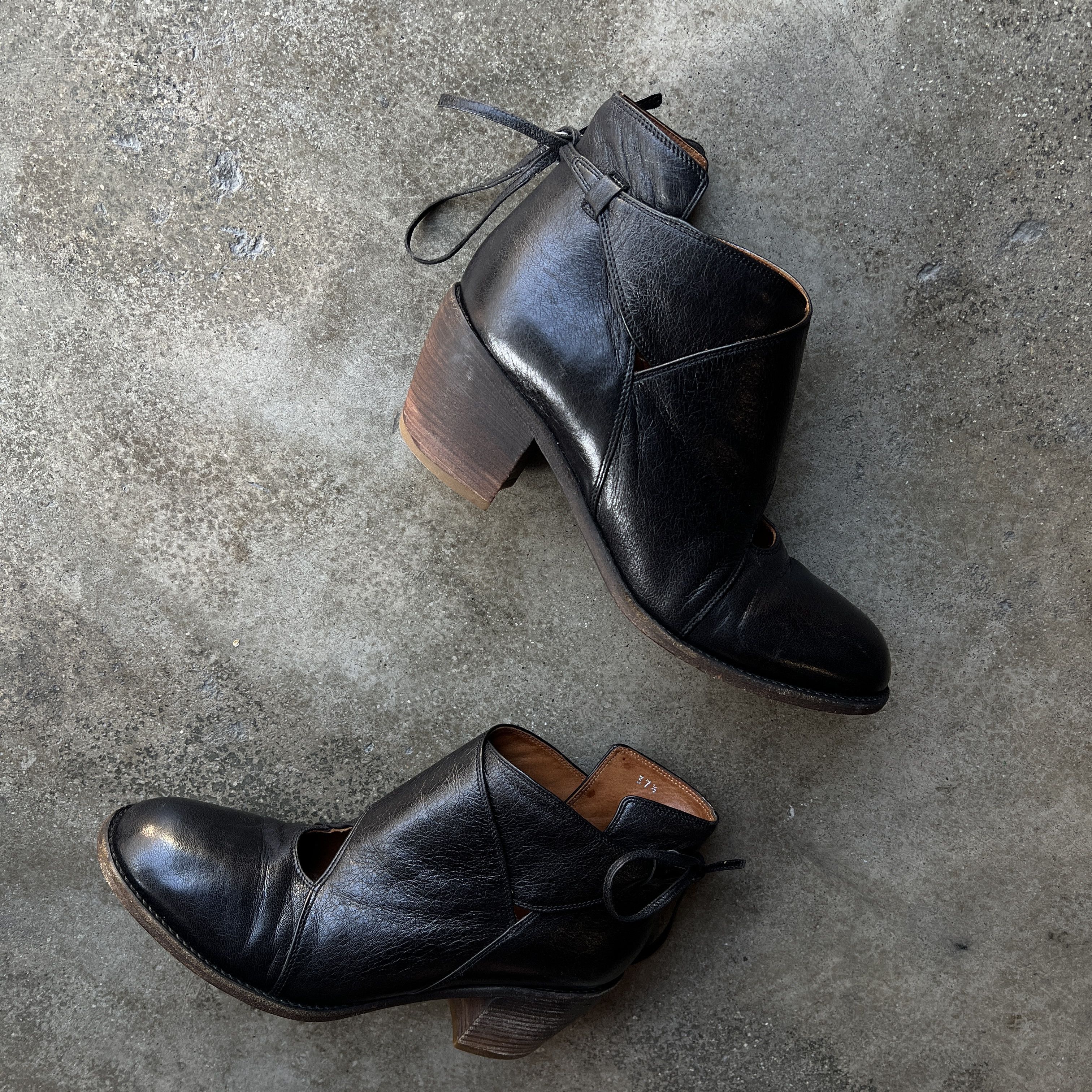 Dries Van Noten Dries Van Noten Back Tie Ankle Boots Size US 6.5 / IT 36.5 - 4 Thumbnail
