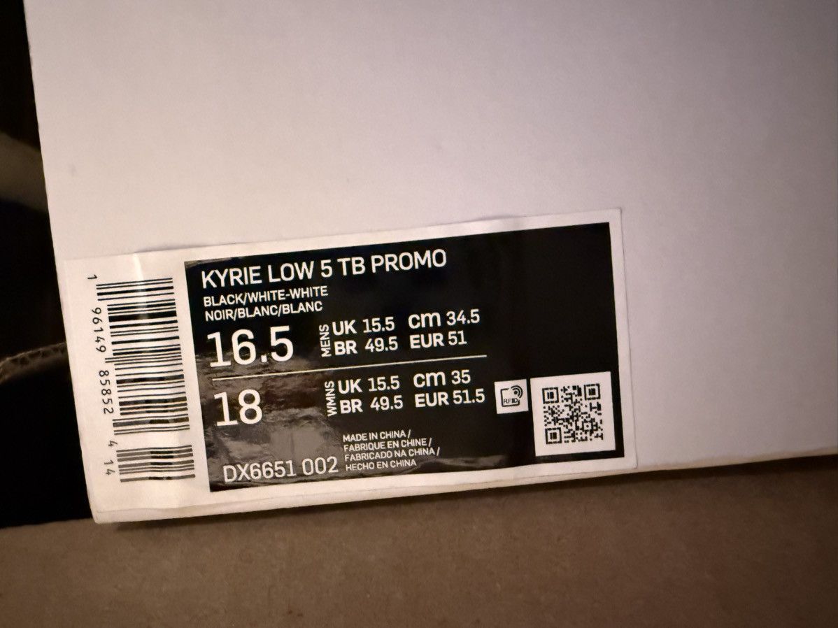 Nike SIZE 16.5!! Nike Kyrie 5 TB Promo (players only) Black NEW!! Size US 15 / EU 48 - 4 Thumbnail