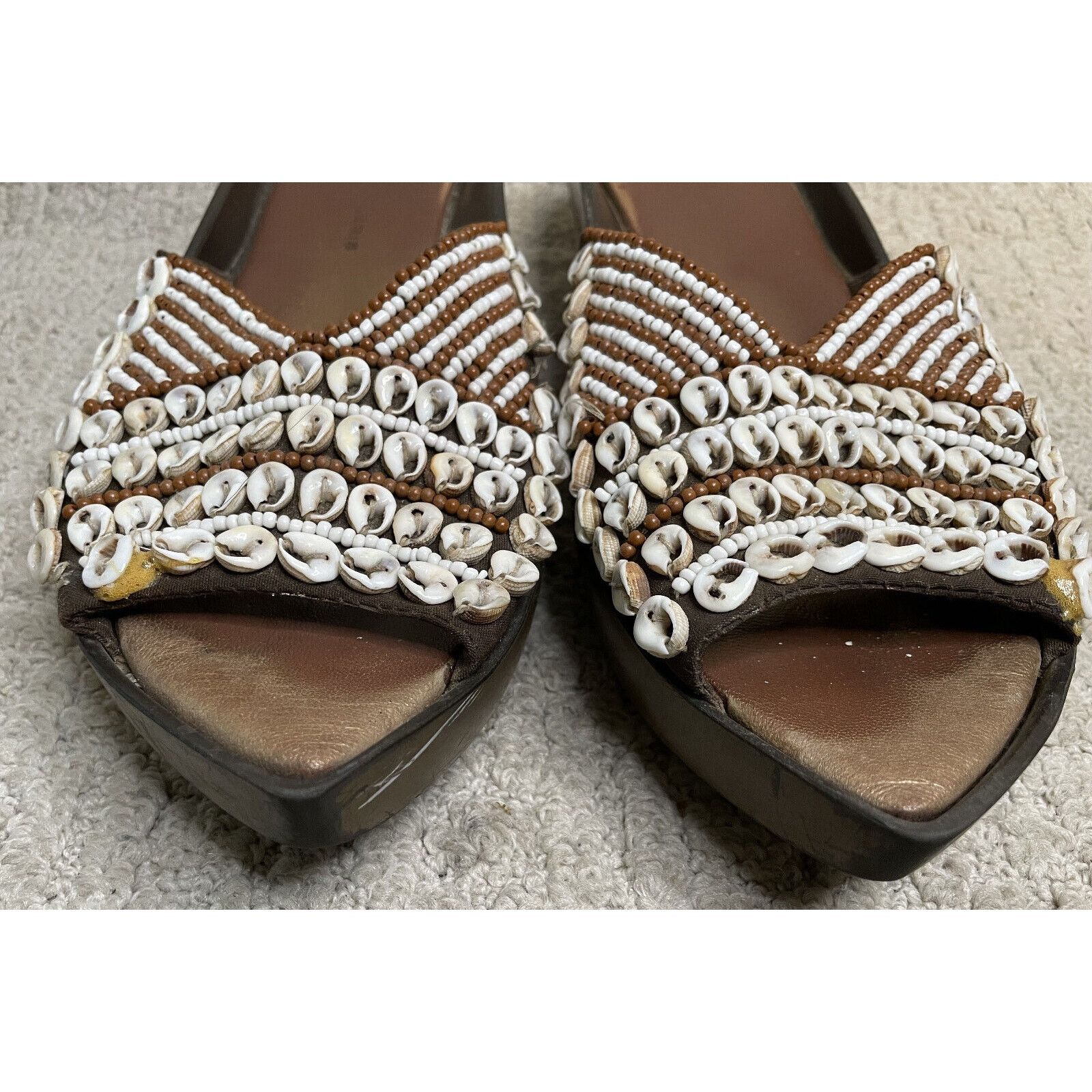 Robert Clergerie Robert Clergerie Brown White Shell Beaded Sandals Slides 9 Size US 9 / IT 39 - 3 Thumbnail