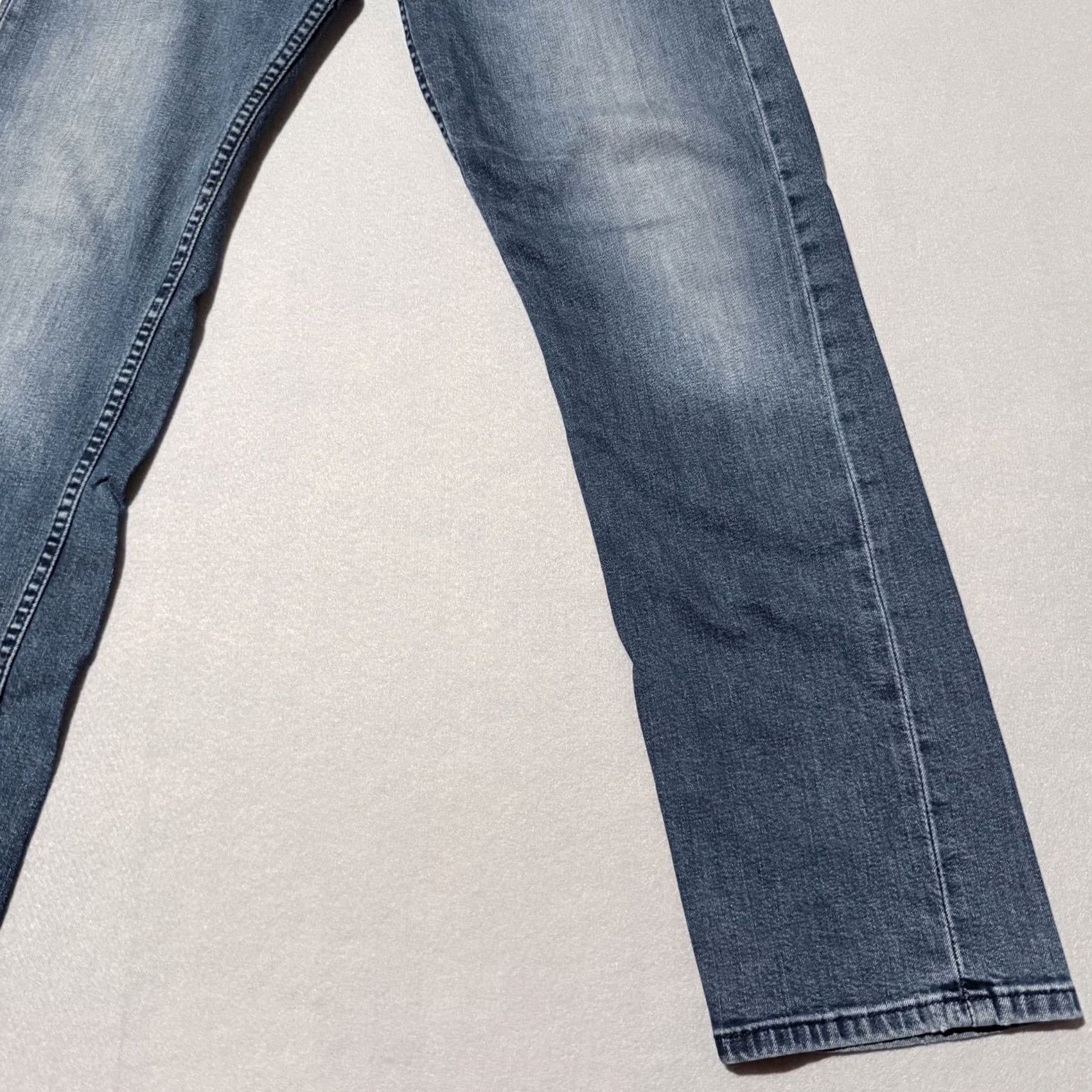 Levi's Levi's 513 Jeans Slim Straight Men's Blue Denim Mid-Rise Zip Fly - 31X32 | Levi's Slim Straight Jeans 513 Men Blue Denim Mid-Rise Zip Fly 31 32 Size US 31 - 6 Thumbnail