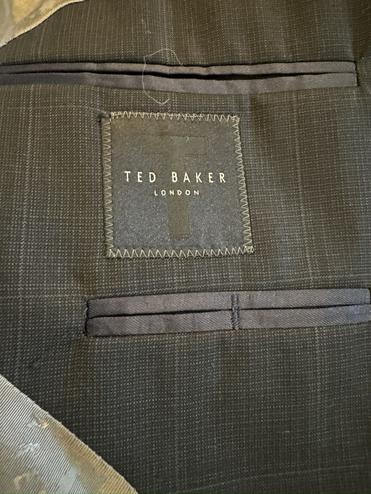 Ted Baker Ted Baker London Made in Italy Window Pane Check Jacket 42R Size 42R - 10 Thumbnail