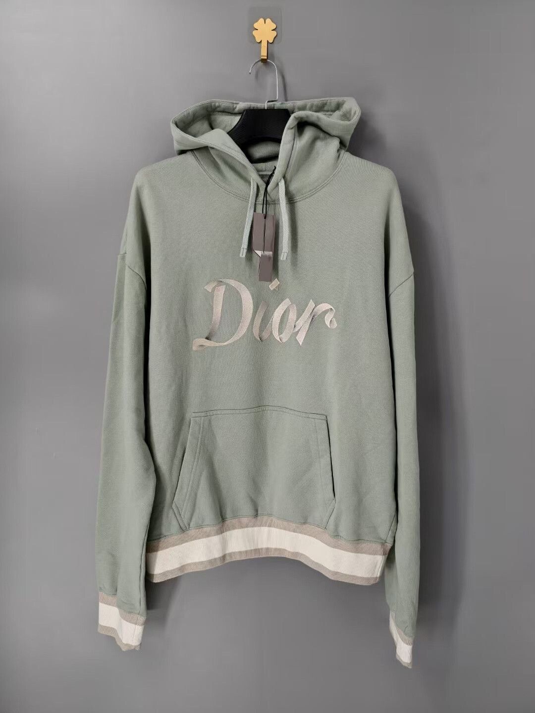 Dior dior mint green 47 embroidered hoodie Size US XXL / EU 58 / 5 - 1 Thumbnail