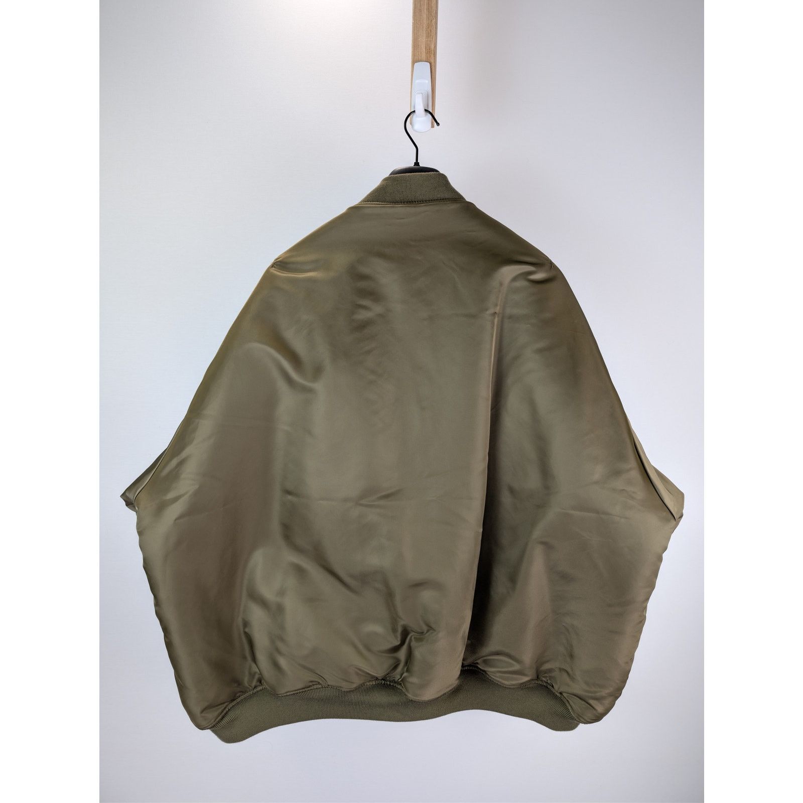 Vetements o1rshd1 Cargo Bomber Jacket in Green Size US M / EU 48-50 / 2 - 16 Thumbnail