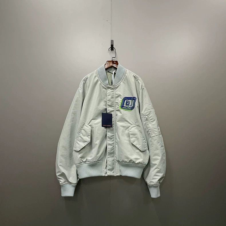 Louis Vuitton Louis Vuitton Light Green Embroidered Bomber Jacket-dmc Size US M / EU 48-50 / 2 - 1 Thumbnail