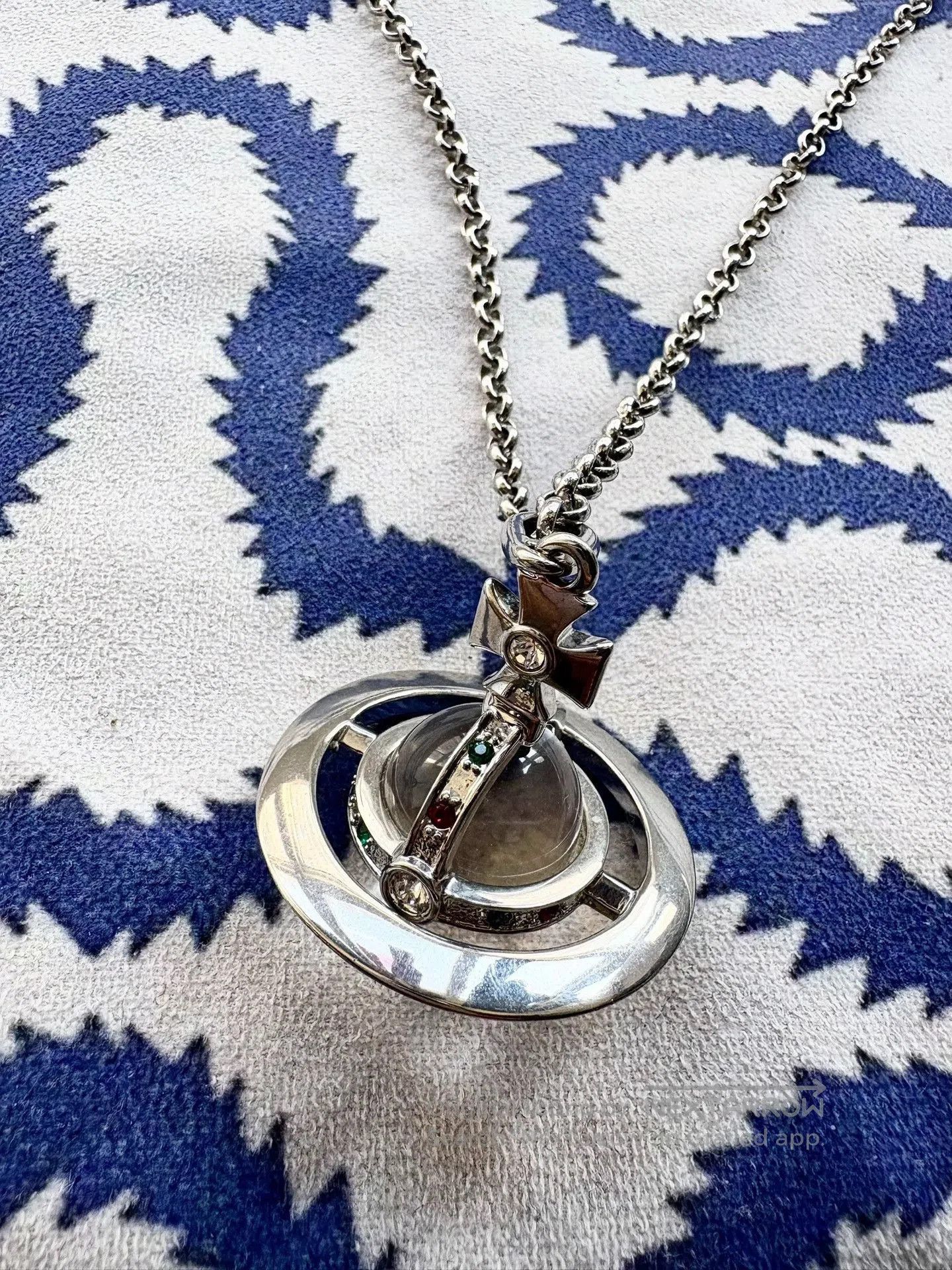Vivienne Westwood Vivienne Westwood Vintage Silver Orb Necklace. Size ONE SIZE - 1 Thumbnail