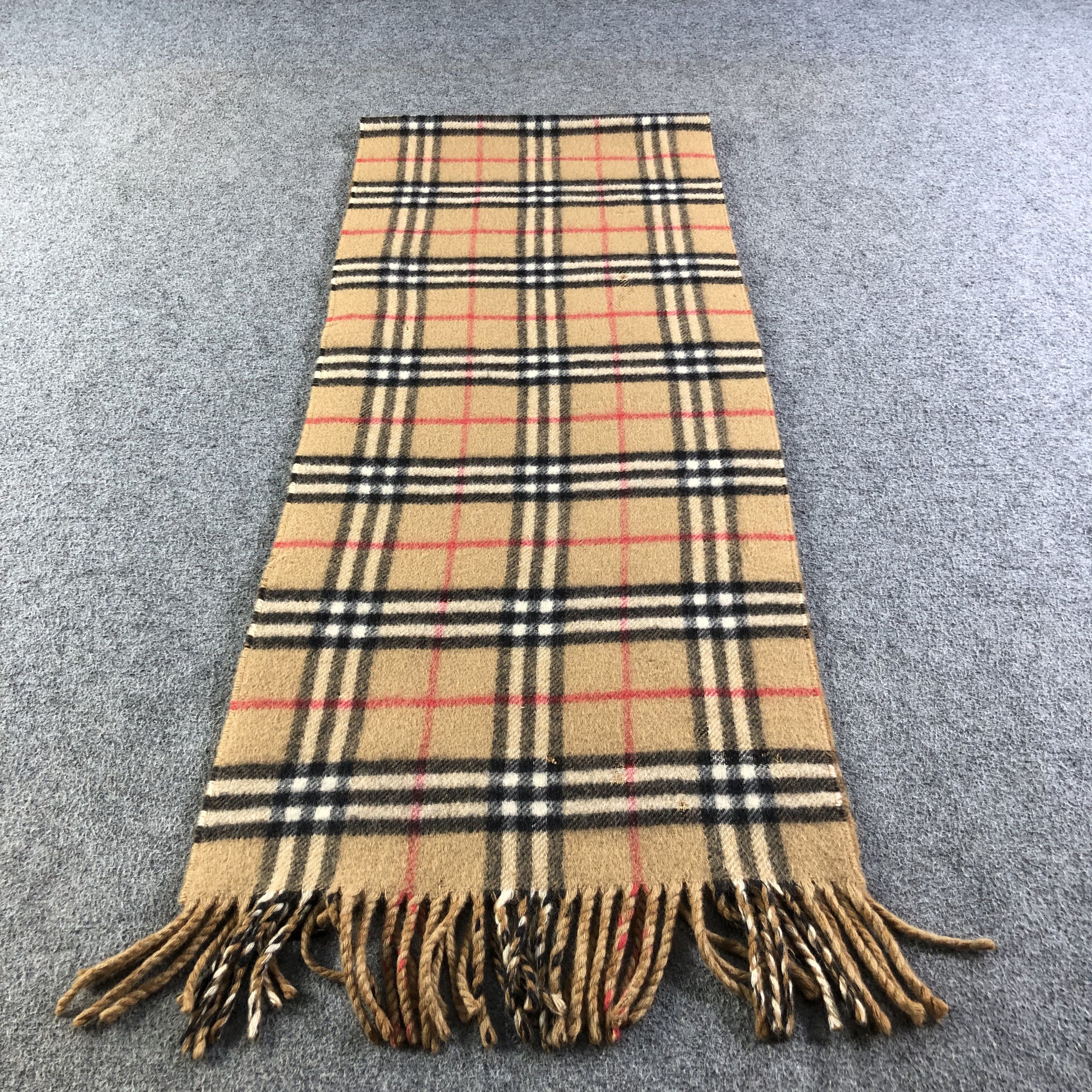 Burberry Burberrys Nova Check Tan Cashmere Scarf Muffler V1781 Size ONE SIZE - 3 Thumbnail