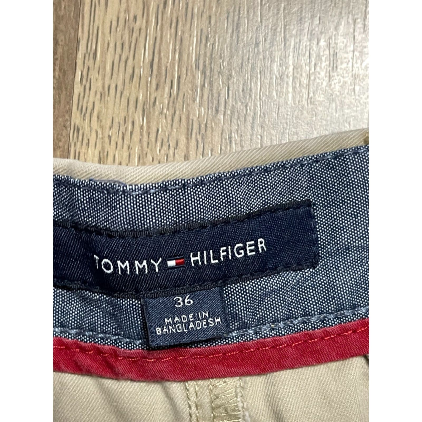 Tommy Hilfiger Tommy Hilfiger Shorts Mens Cargo Size 36 Brown Regular Inseam 10in Size US 36 / EU 52 - 5 Thumbnail
