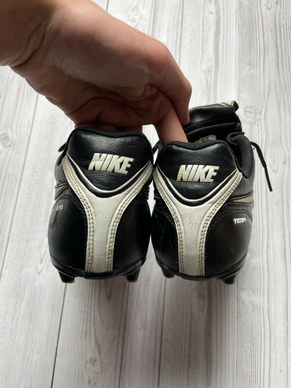 Nike × Vintage Vintage Nike tiempo soccer boots size US 12 logo Size US 12 / EU 45 - 9 Thumbnail