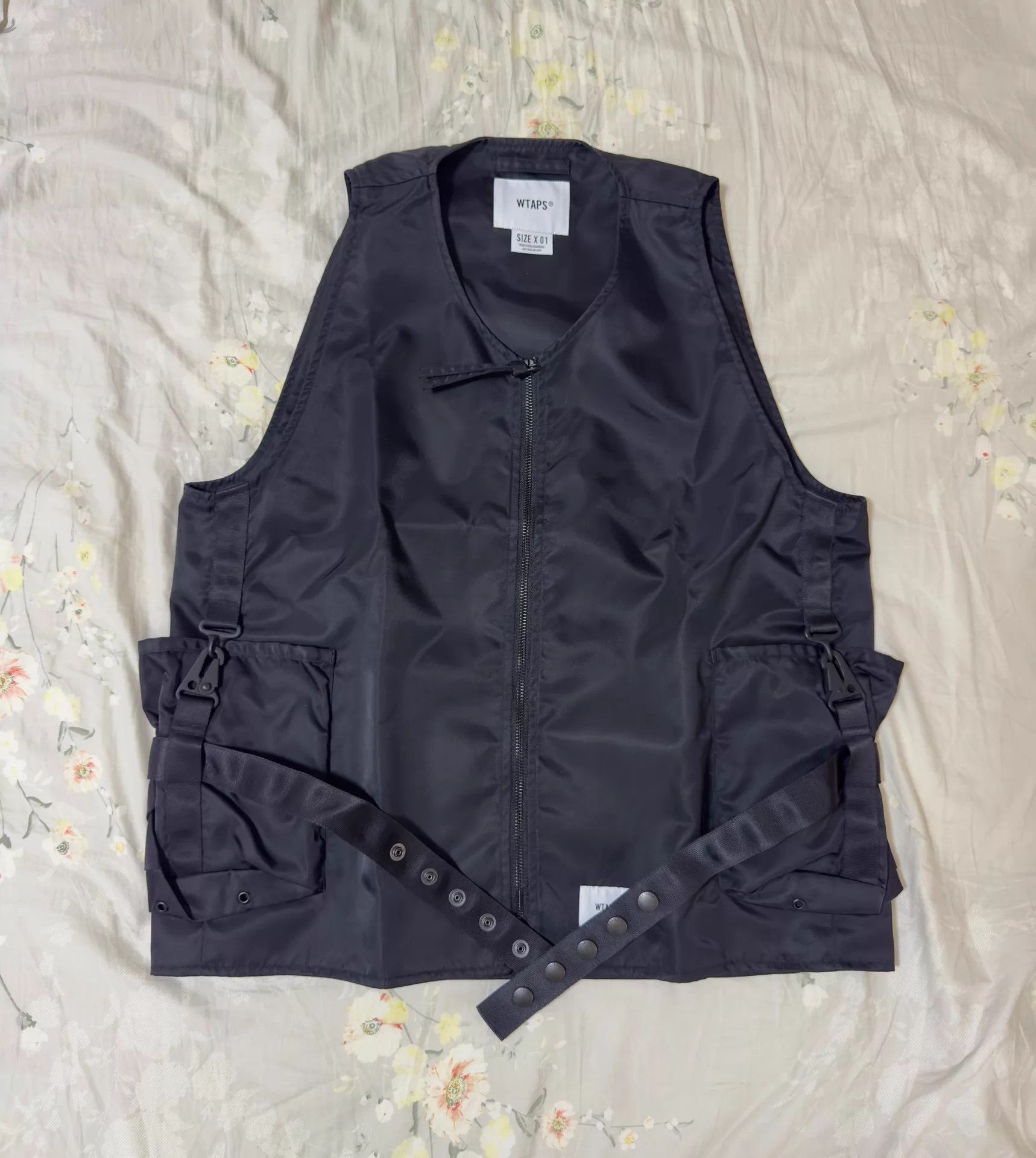Wtaps WTAPS 20AW Military Waterproof Nylon Vest Black S Size US S / EU 44-46 / 1 - 1 Thumbnail