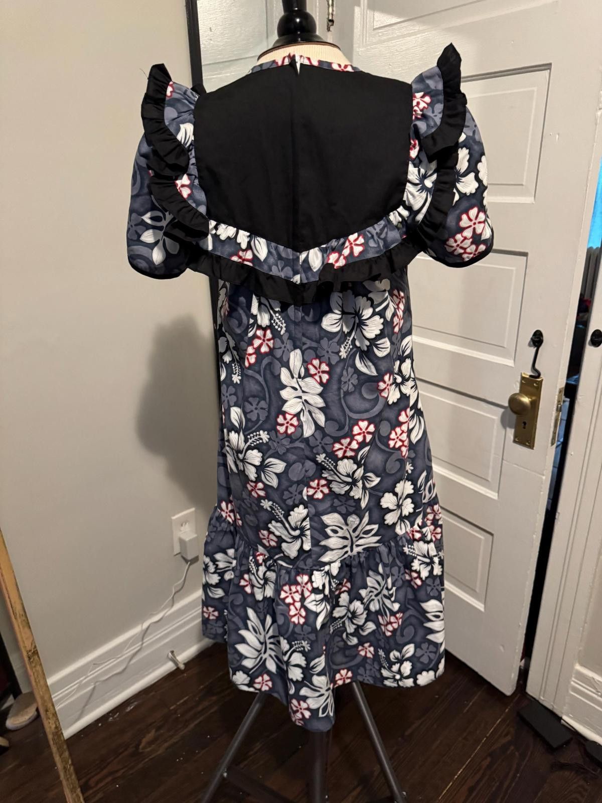 Designer VTG JaneM Floral tiki Hawaiian Dress with Ruffles Size S / US 4 / IT 40 - 3 Thumbnail