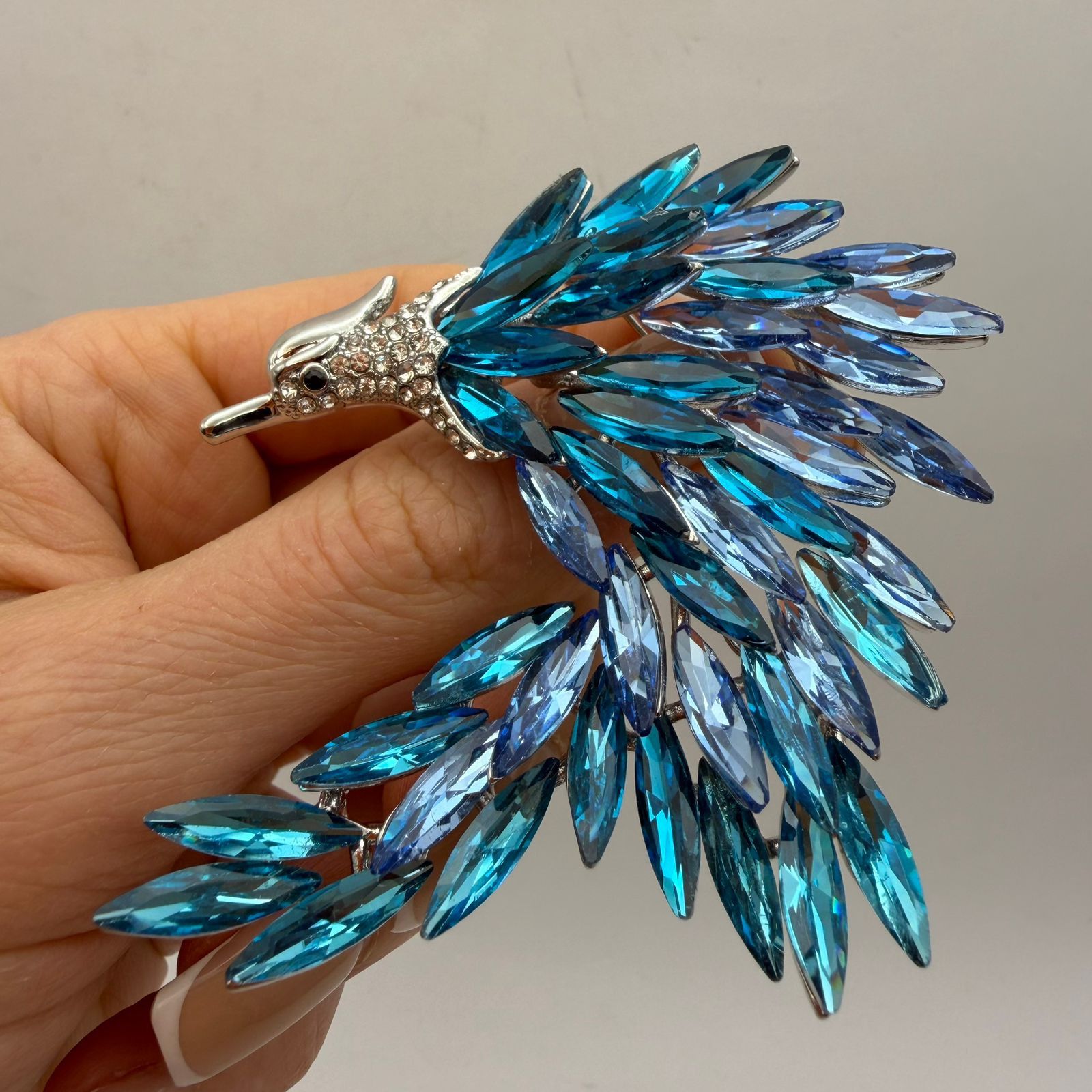 Other Blue Crystal Bird Brooch Large Rhinestone Statement Pin Size ONE SIZE - 1 Thumbnail