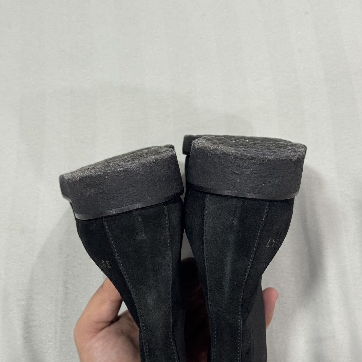 Common Projects Common Projects Women’s Chelsea Boots - Black Suede Size US 7 / IT 37 - 17 Thumbnail
