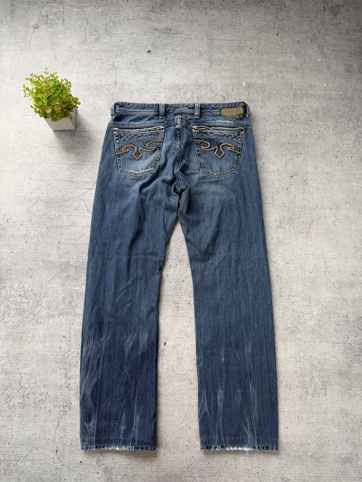 Diesel 🥵RARE🥵 Diesel Rayan faded denim regular fit jeans Size US 34 / EU 50 - 1 Thumbnail