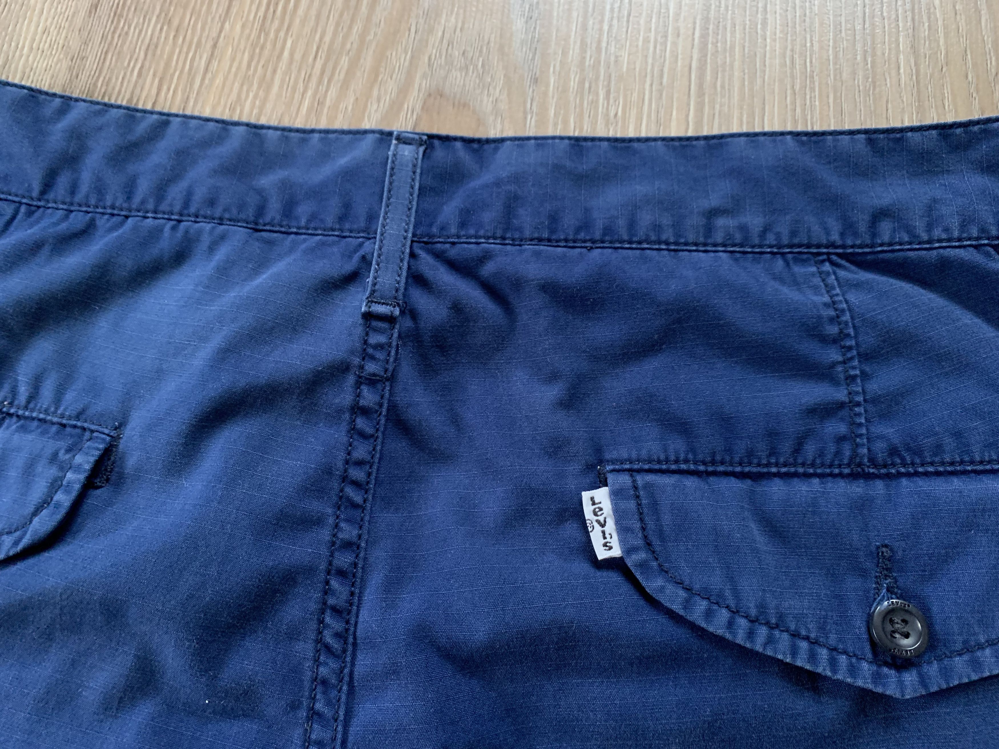Designer × Levi's Levis Blue Cargo Shorts Size US 33 - 7 Thumbnail