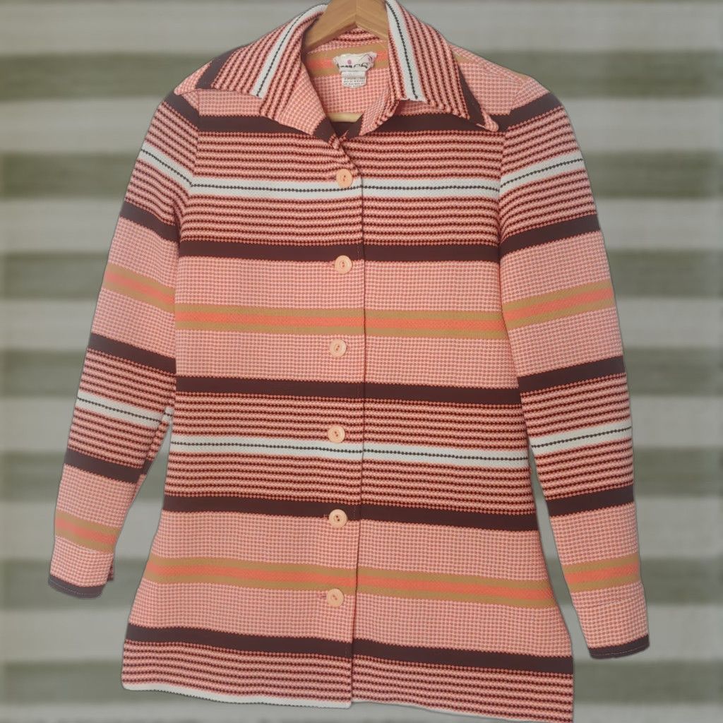 Pinko VINTAGE Trissi Blouse Shirt Women’s Small Pink Stripe Long Sleeve polyester 70s Disco Shirt Womens Small Pink White Brown 1970's Size S / US 4 / IT 40 - 1 Thumbnail