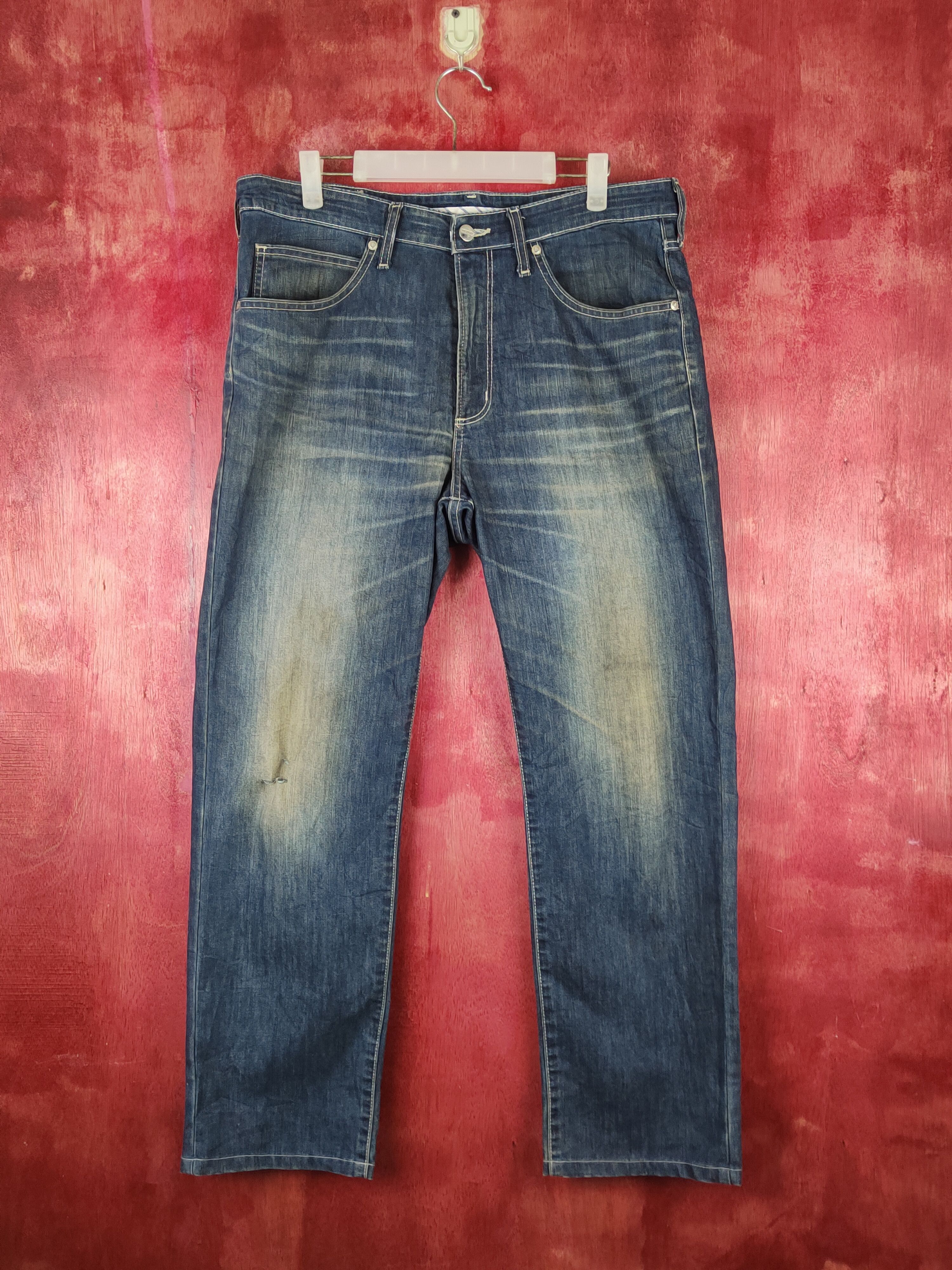 Japanese Brand Wrangler Dark Blue Distressed Ripped Jeans #S1663 Size US 34 / EU 50 - 1 Thumbnail