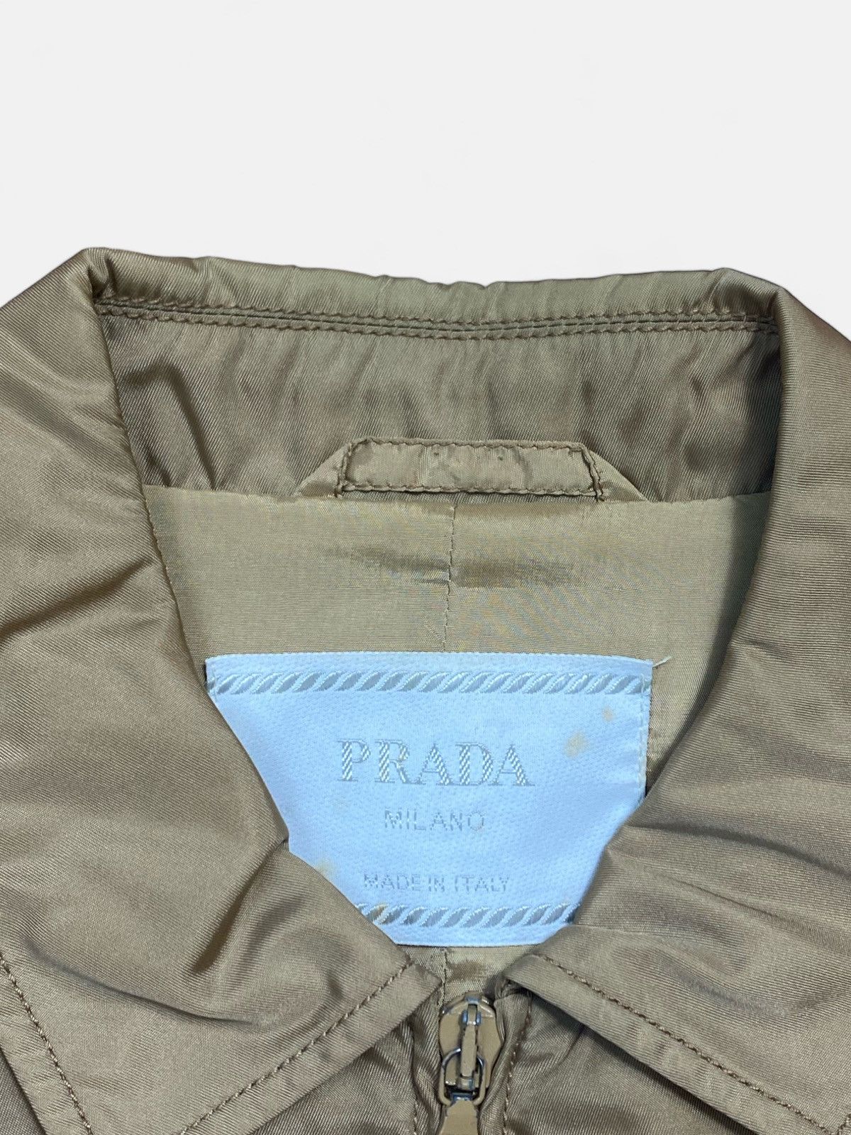 Prada Prada - Cropped Beige Jacket Size L / US 10 / IT 46 - 5 Thumbnail