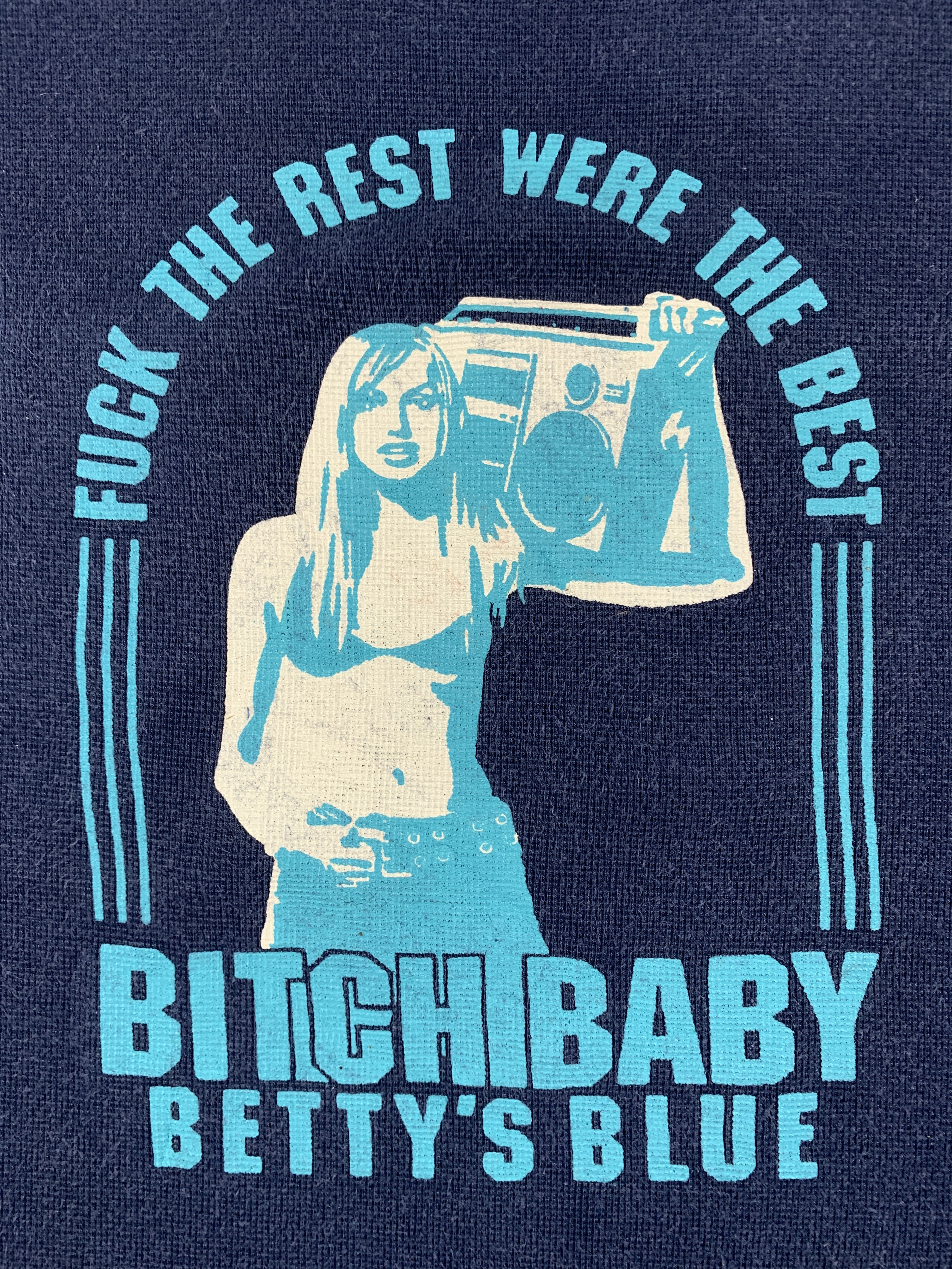 Japanese Brand 2000s Betty Blue Girl Graphic Tee (S) Size S / US 4 / IT 40 - 4 Thumbnail