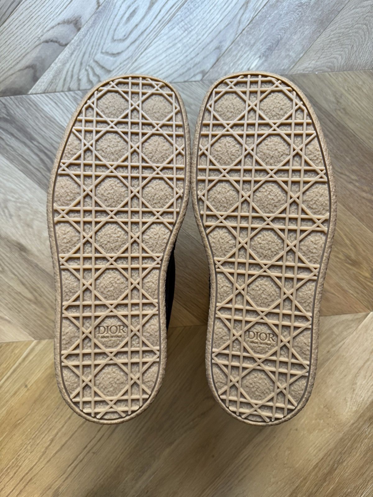 Dior UNRELEASED Dior Uggs boots 1/1 sample Lewis Hamilton collab Size US 11 / EU 44 - 4 Thumbnail