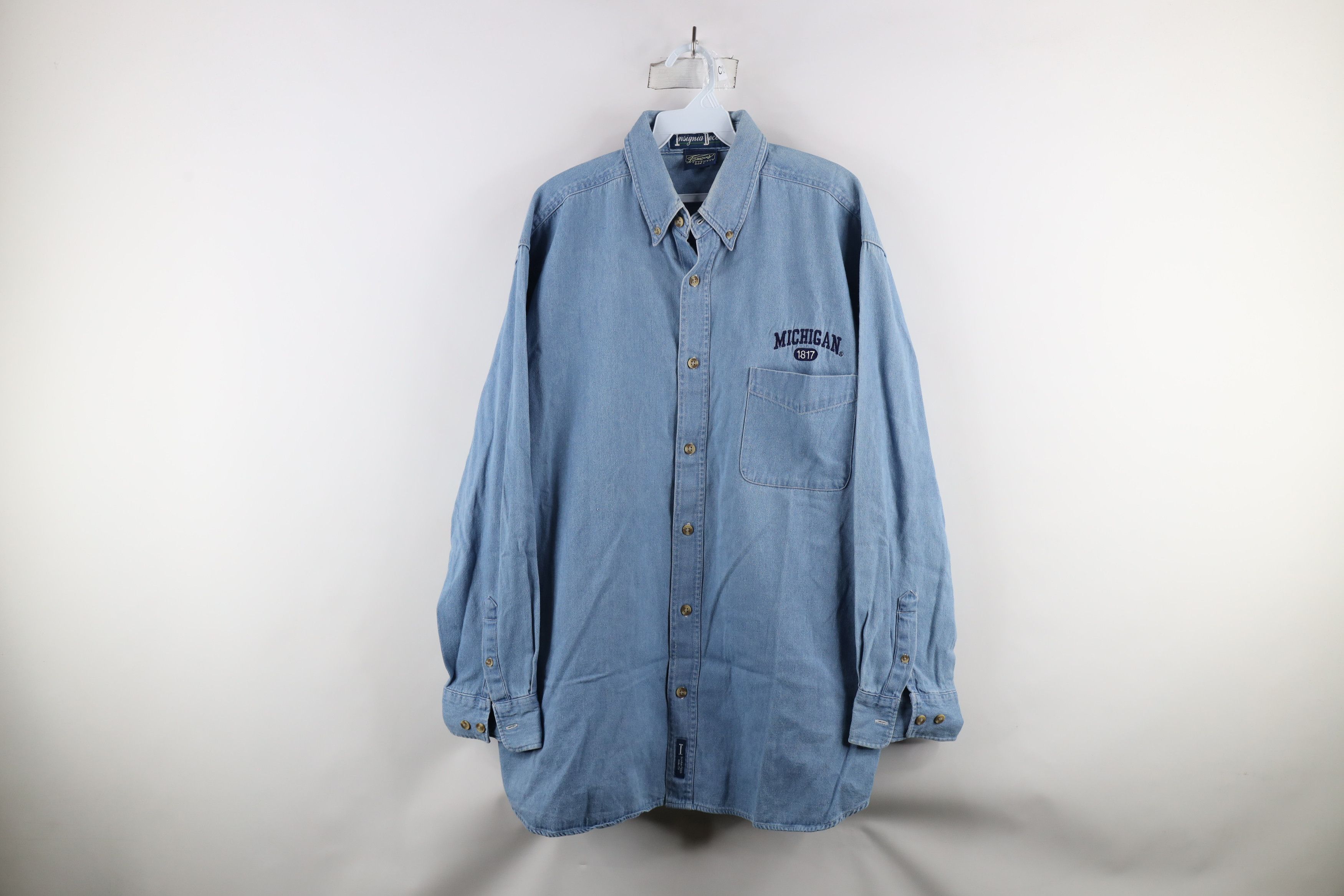 Vintage Vintage 90s Out University of Michigan Denim Button Shirt Size US L / EU 52-54 / 3 - 1 Thumbnail