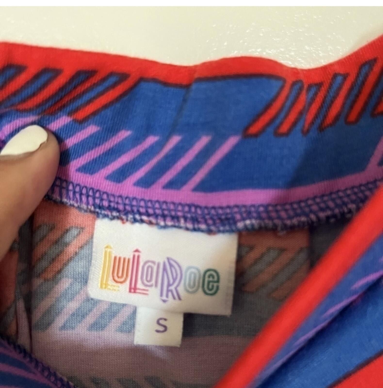 Other Luluroe skirt Size 28" / US 6 / IT 42 - 6 Thumbnail