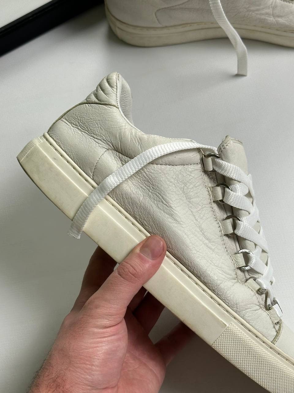 Balenciaga Balenciaga Arena Cracked Opium Leather Opium White Shoes Size US 7.5 / EU 40-41 - 3 Thumbnail