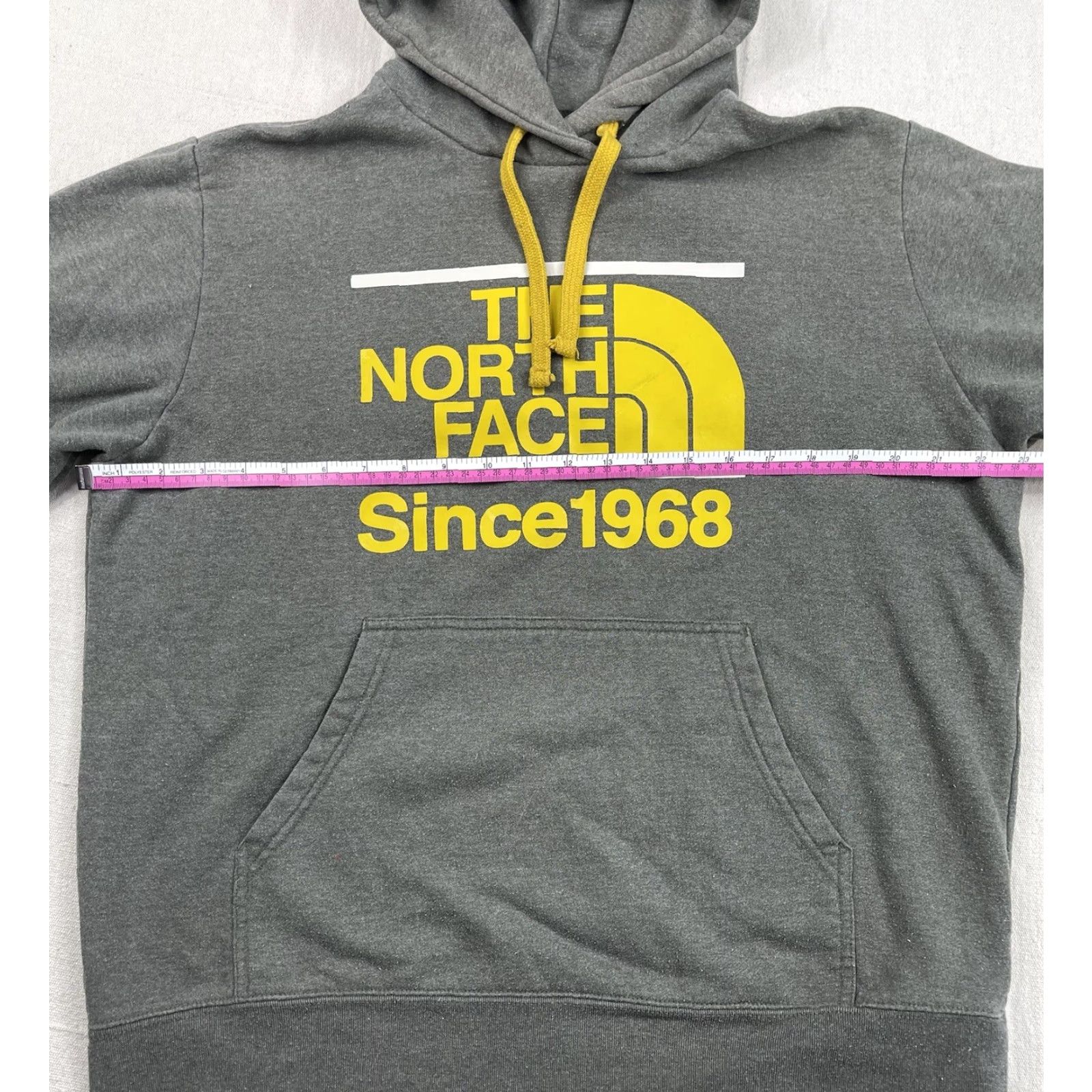 The North Face VINTAGE The North Face Hoodie Sweatshirt Logo Spell Out Pullover Hooded Pockets Gray Large Mens Size US L / EU 52-54 / 3 - 5 Thumbnail