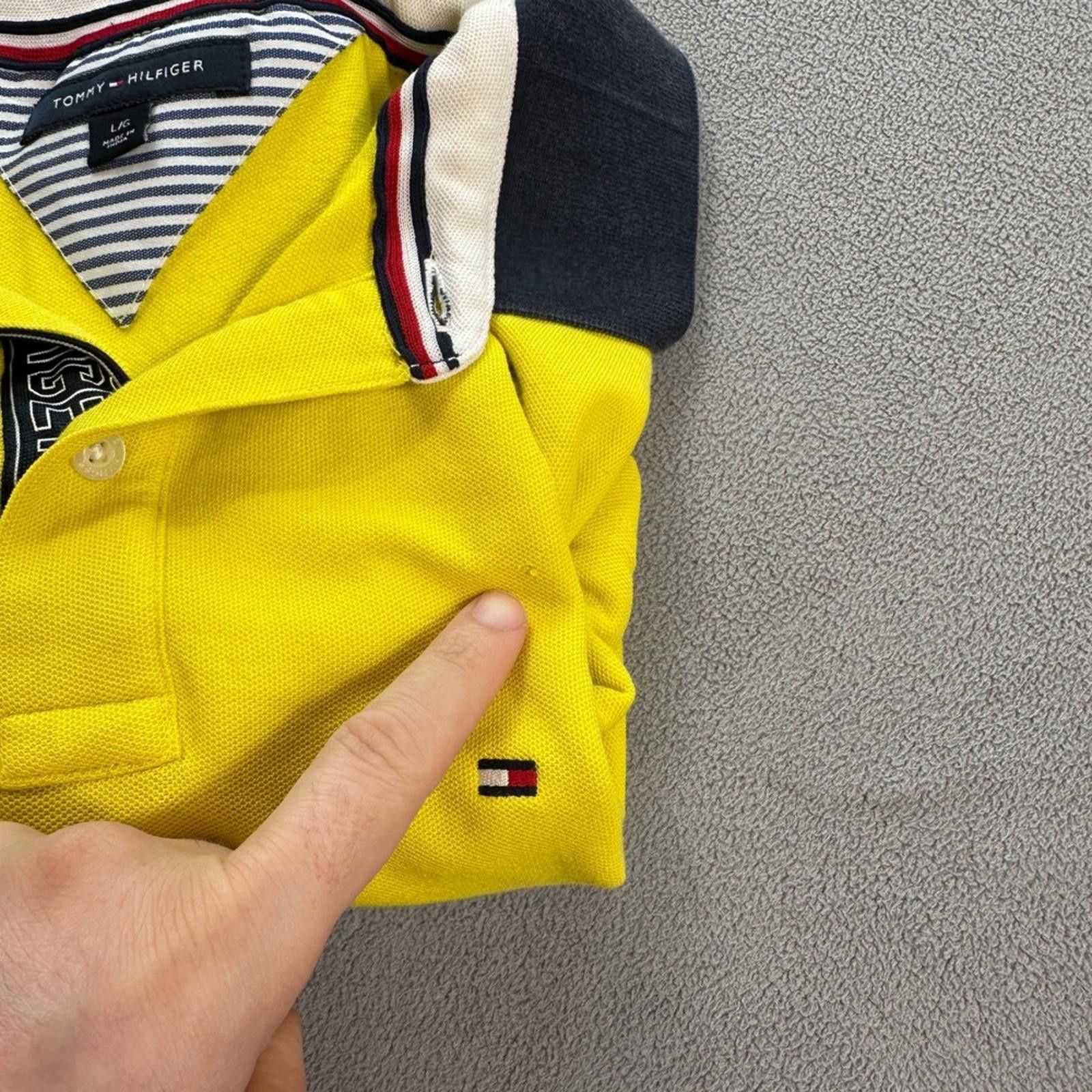 Tommy Hilfiger Tommy Hilfiger Polo Shirt L Mens Bright Yellow Short Sleeve Size US L / EU 52-54 / 3 - 8 Thumbnail
