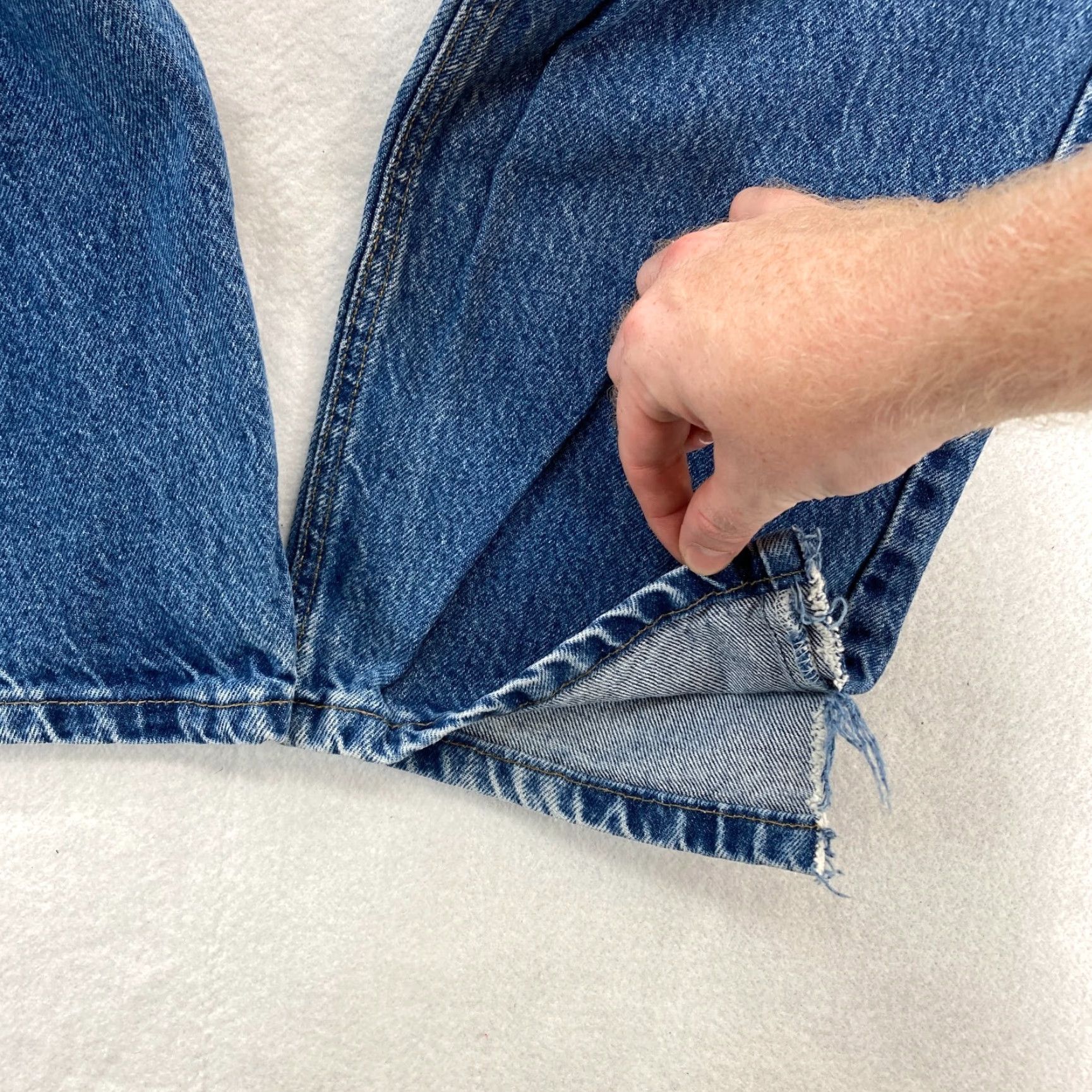 Carhartt VINTAGE Carhartt Jeans Mens 40x34 Medium Wash Blue Denim Tapered Leg Union Made Size US 40 / EU 56 - 4 Thumbnail