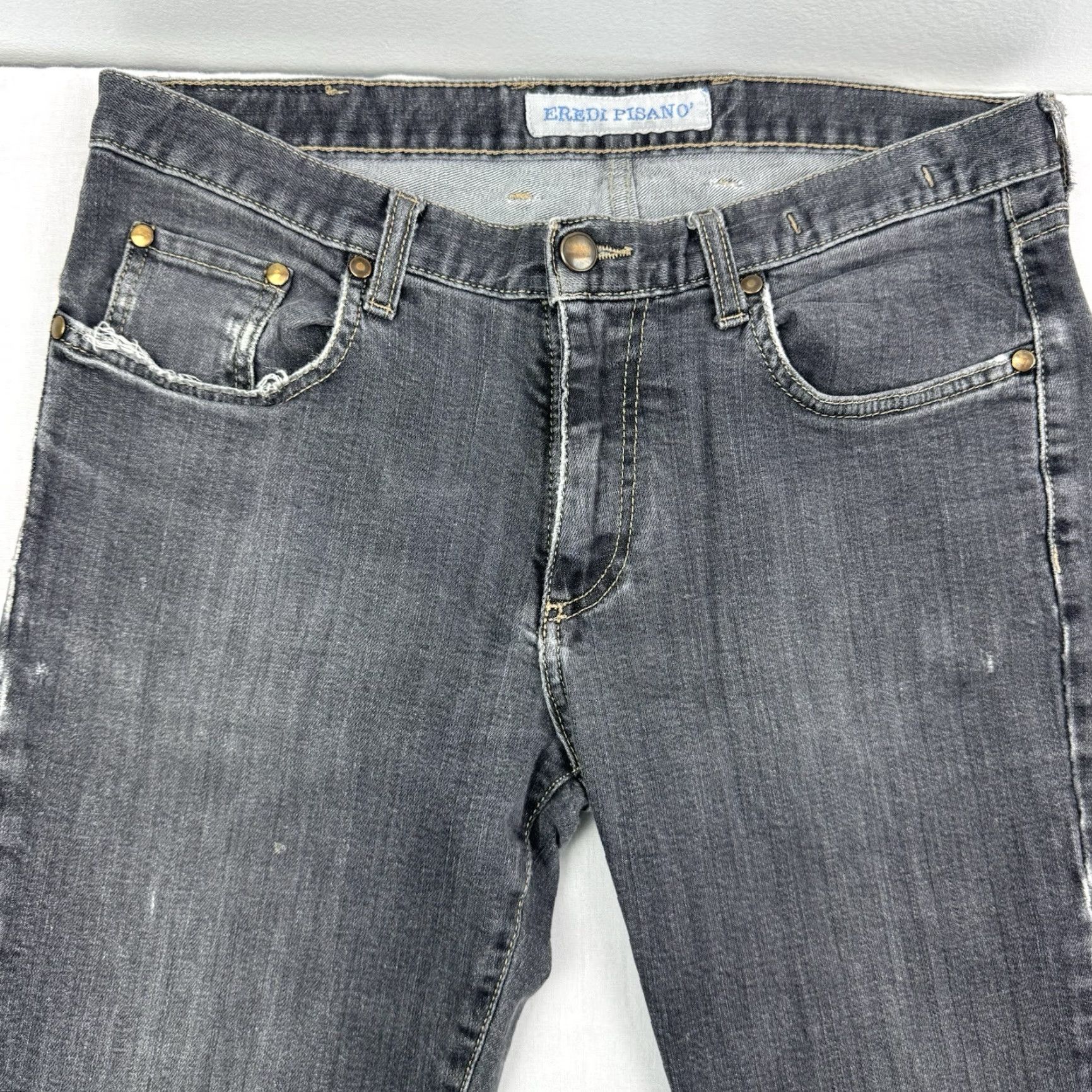Vintage EREDI PISANO Jeans Men Regular 48 Black 31in Inseam Zip Closure Tapered Designer Made in Italy 1990s or 2000s Fashionable Menswear Size US 32 / EU 48 - 2 Thumbnail