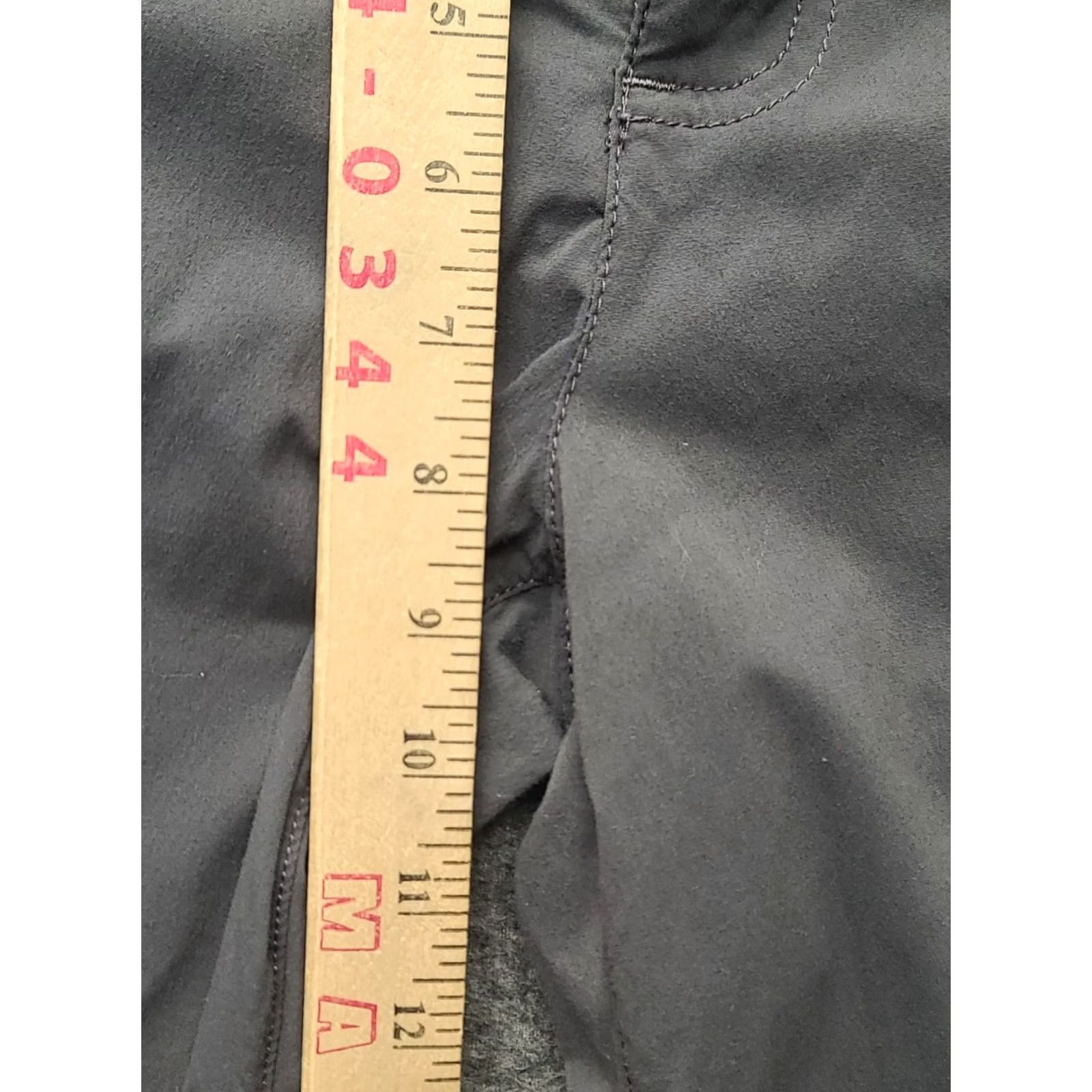 Eddie Bauer Eddie Bauer Capri Pants Womens 2x21 Travex Guide Pro Active Fit Hiking Cargo Capri Pants Travel Workwear Casual Gray 2 N/A Size 28" / US 6 / IT 42 - 4 Thumbnail