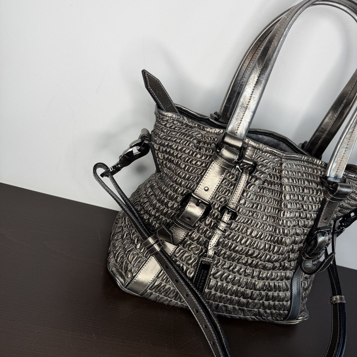 Burberry Burberry Silver Leather Runaway Calf Skin Curvy Bag Size ONE SIZE - 3 Thumbnail