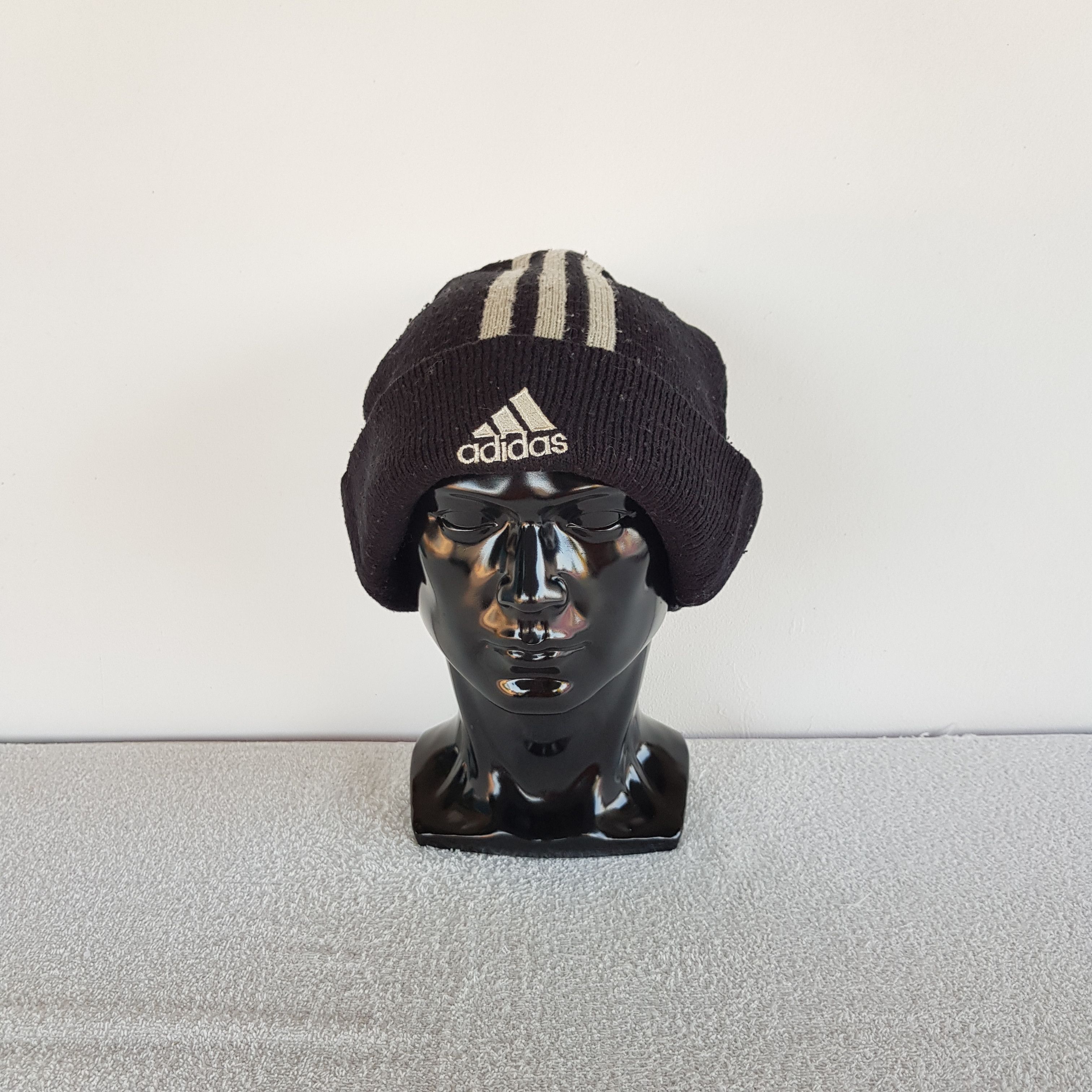 Adidas Vintage Adidas Hats Adidas Beanie Snow Caps Size ONE SIZE - 2 Thumbnail