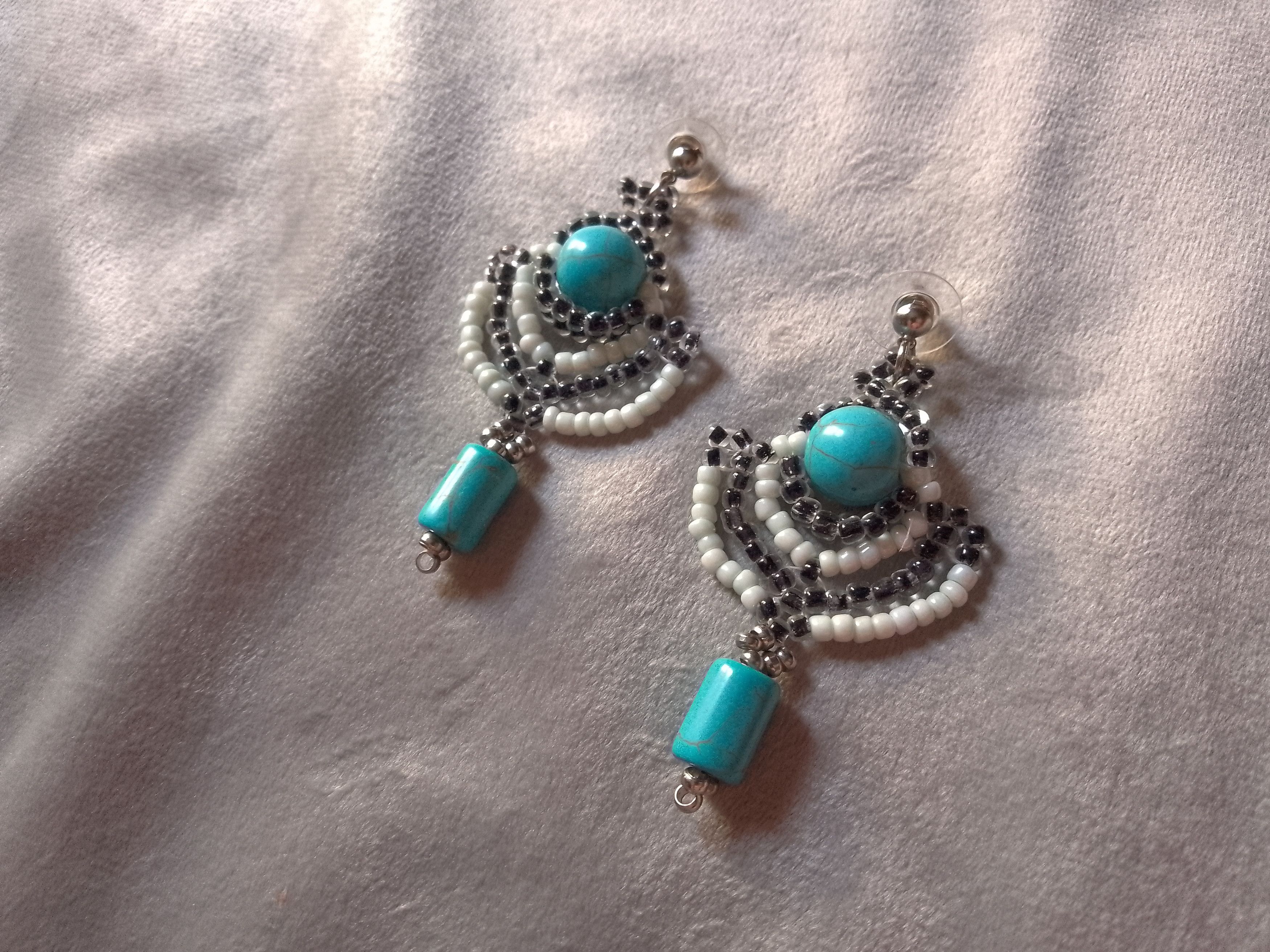 Handmade Earrings Boho/Ethnic black Turquoise Howlite Gemstones Size ONE SIZE - 1 Thumbnail