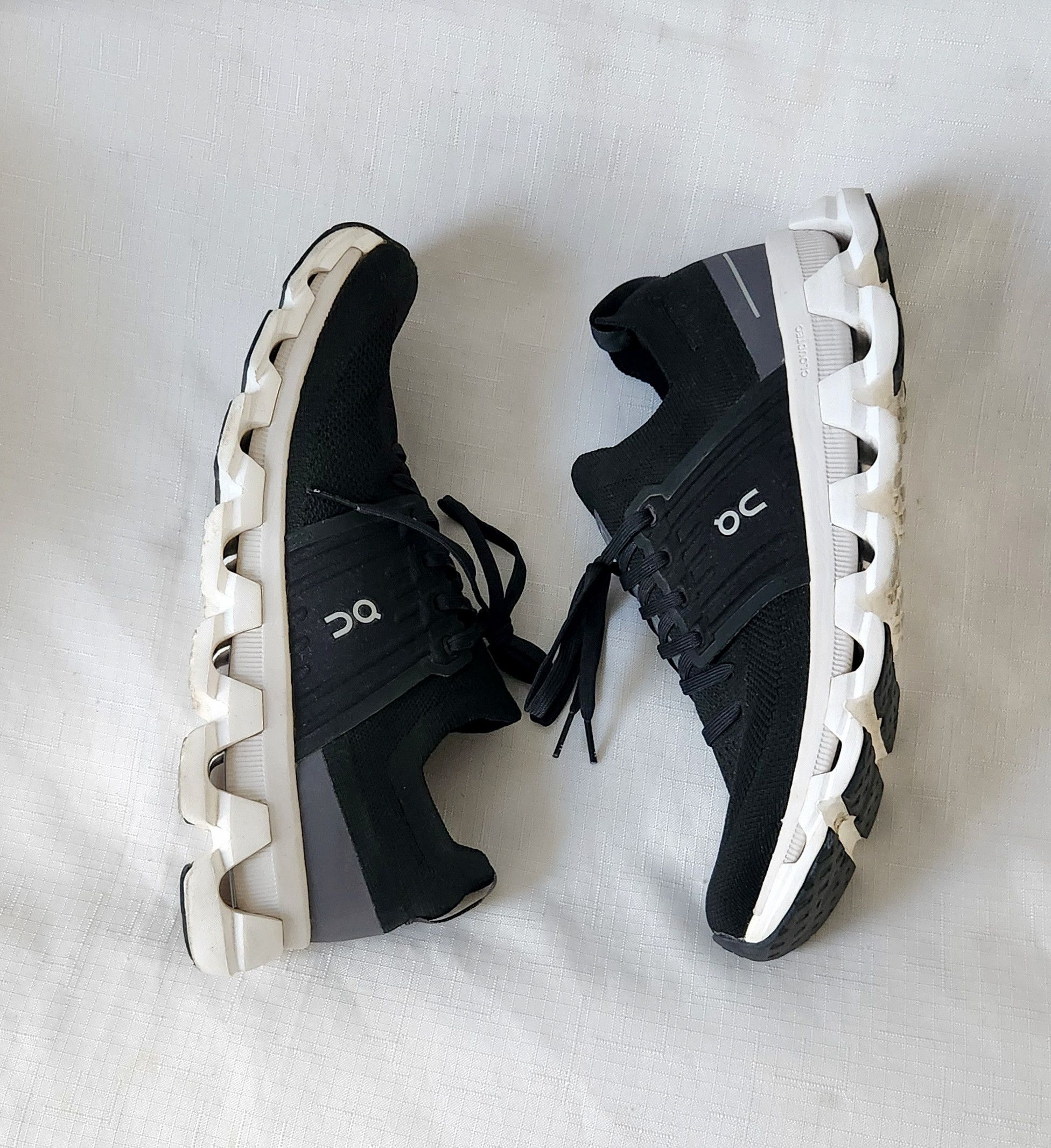 On On Cloud Swift 3 running sneakers Black white SZ 10 Women's Size US 10 / IT 40 - 10 Thumbnail