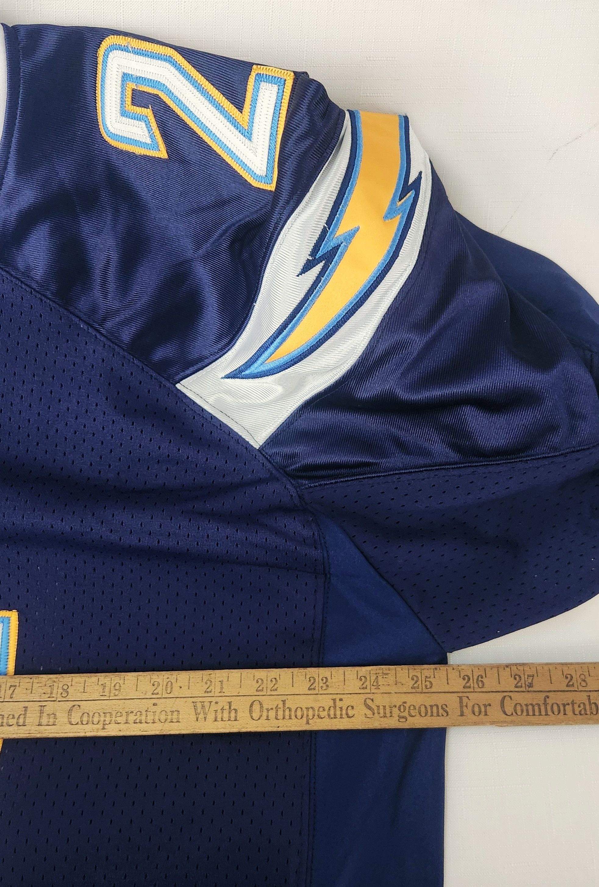 NFL × Reebok × Vintage Reebok LaDainian Tomlinson San Diego Chargers NFL Football Size US L / EU 52-54 / 3 - 19 Thumbnail