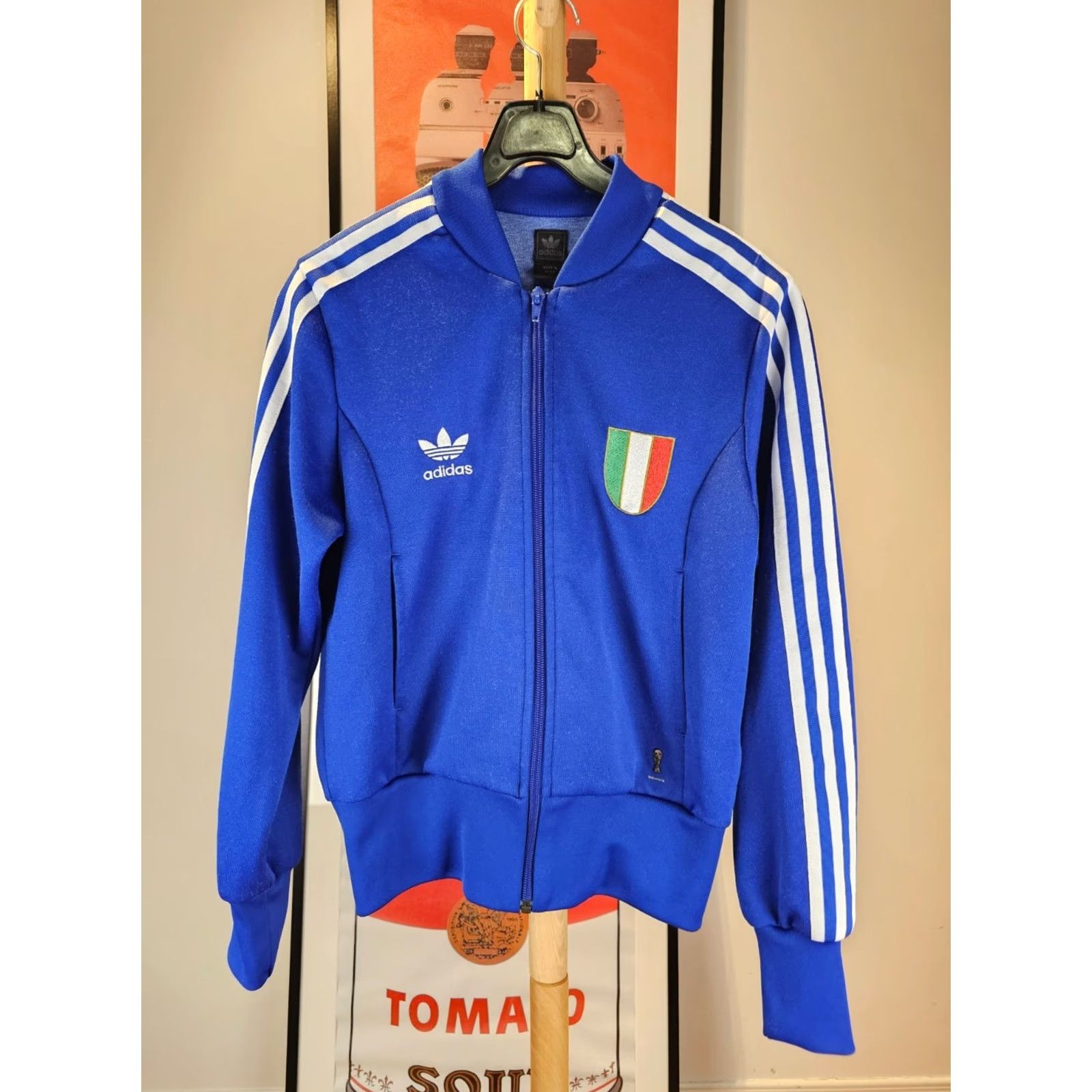 Adidas VINTAGE adidas TREFOIL FIFA ITALIA TRACK JACKET WOMEN'S SMALL Jacket Women S Blue Track Jacket 90s FIFA Italy Cross Shoulder 15 INCH Size S / US 4 / IT 40 - 2 Thumbnail