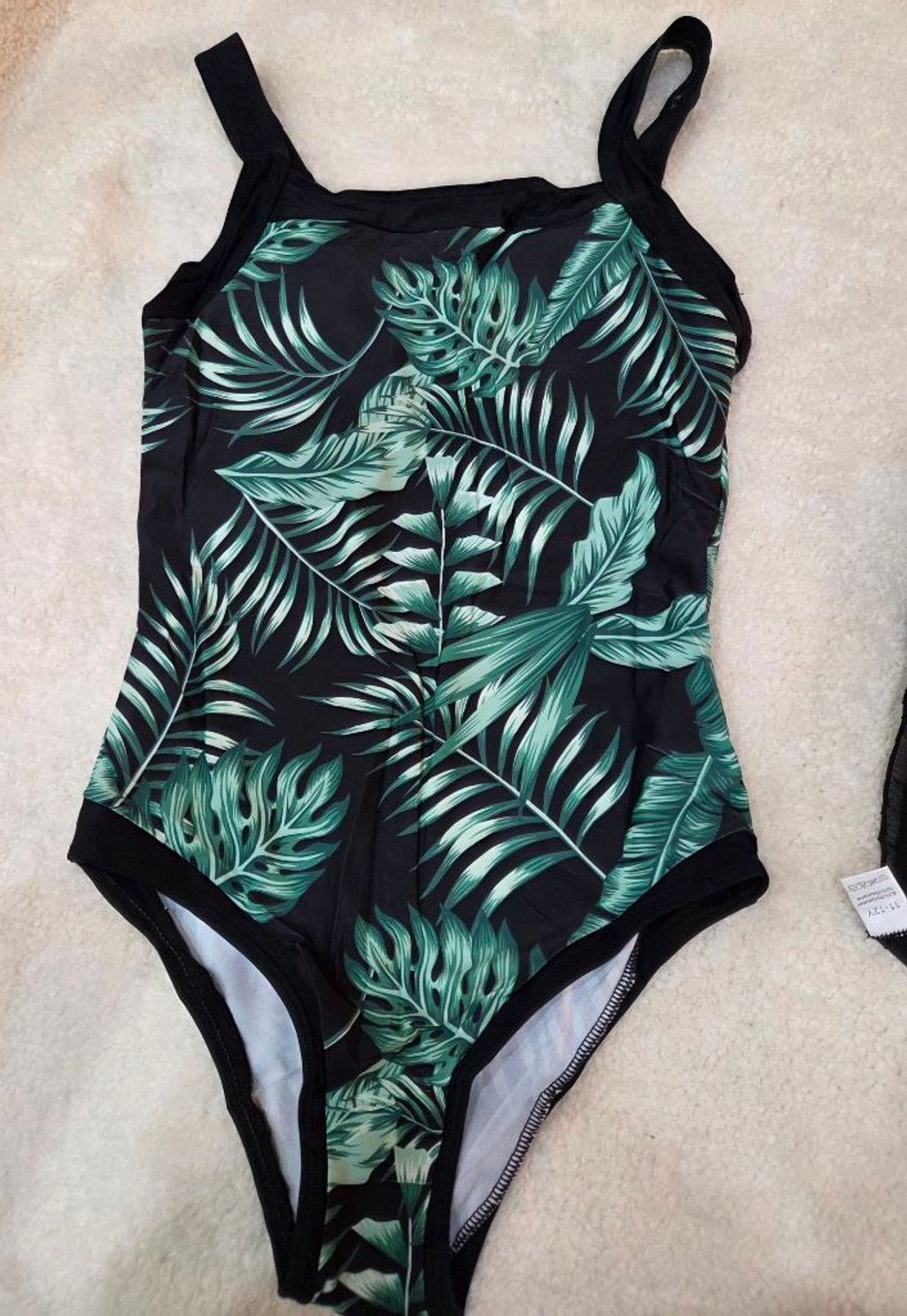 Other Juniors One Piece Swimsuit with cover L Black Green Tropical Size ONE SIZE - 3 Thumbnail