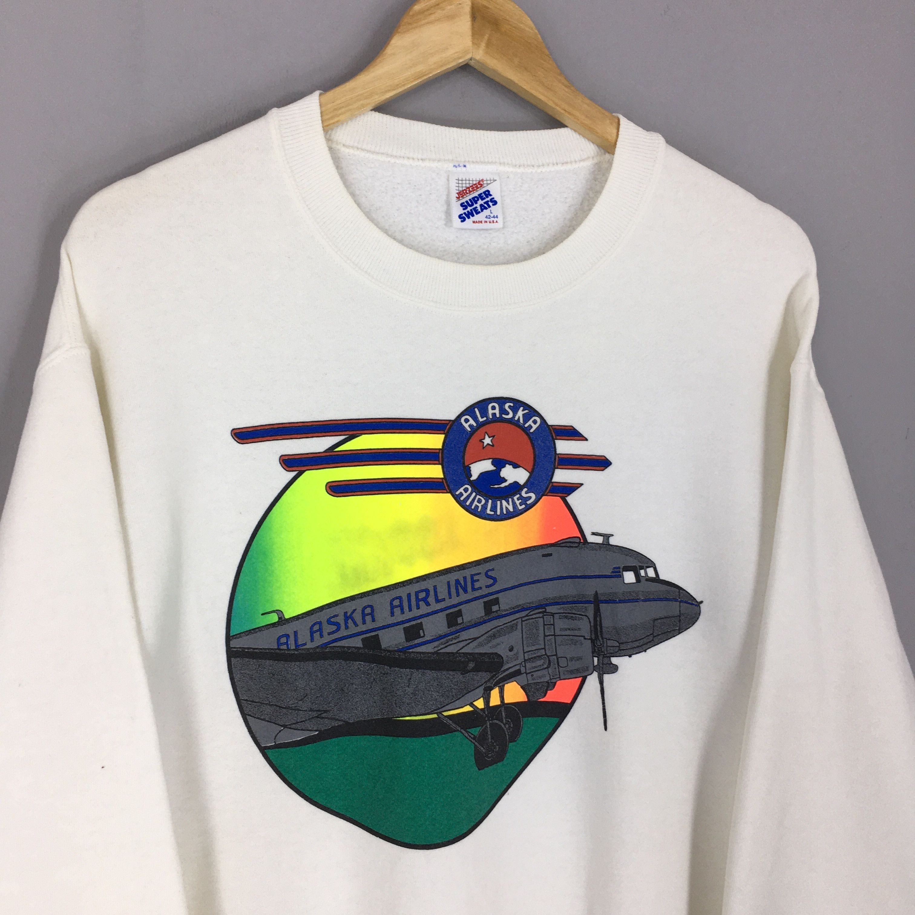 Sports Specialties × Vintage Vintage 90s Alaska Airlines White Sweatshirt Large Size US L / EU 52-54 / 3 - 4 Thumbnail