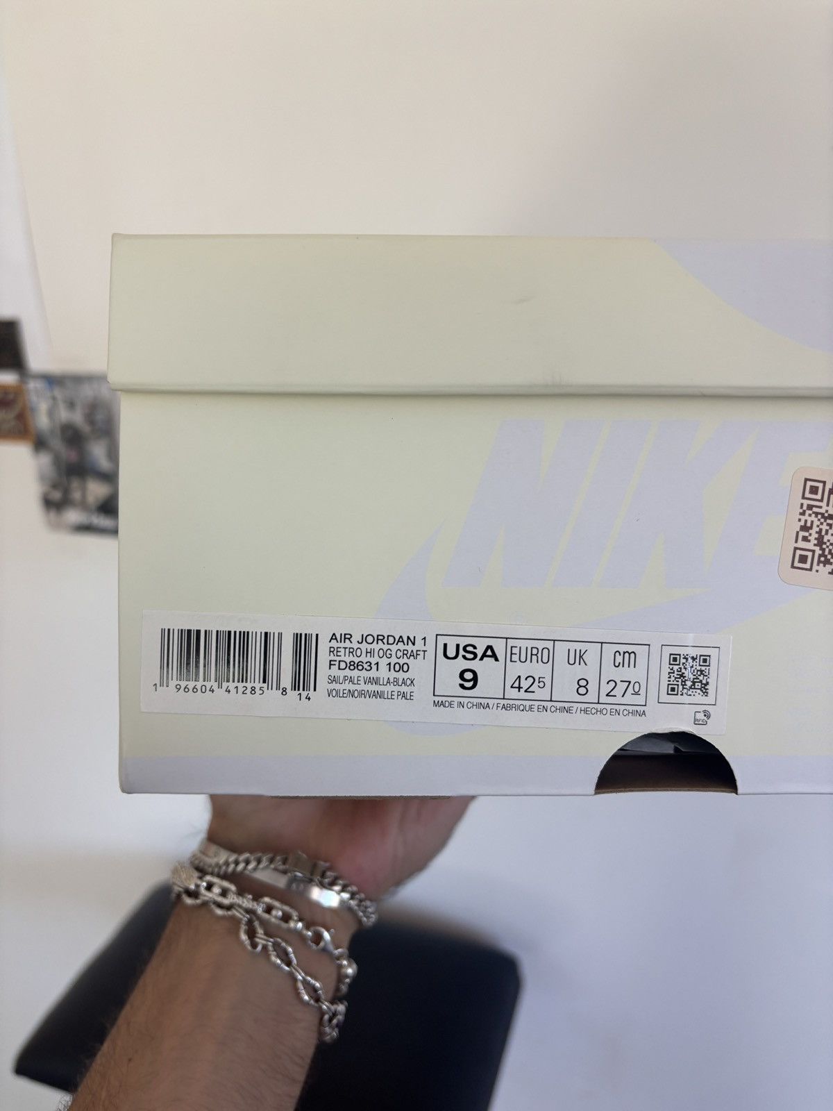 Jordan Brand Jordan 1 High Craft Vibrations of Naija Size US 9 / EU 42 - 12 Thumbnail