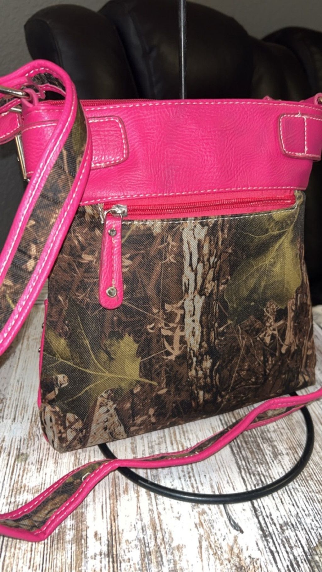 The Unbranded Brand Women's Unbranded Crossbody Bag One Size Pink Camo Size ONE SIZE - 4 Thumbnail