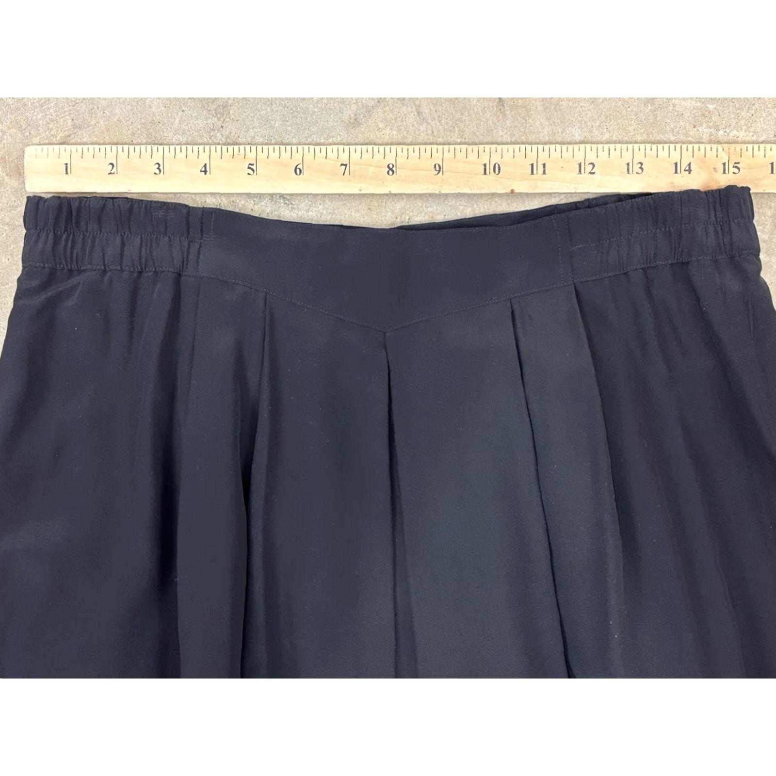 Vintage VINTAGE Omanti Silk Midi Skirt Women’s 10 Black Pleated Witchy Indie Academia Womens 90s Bohemian Size 32" / US 10 / IT 46 - 7 Thumbnail