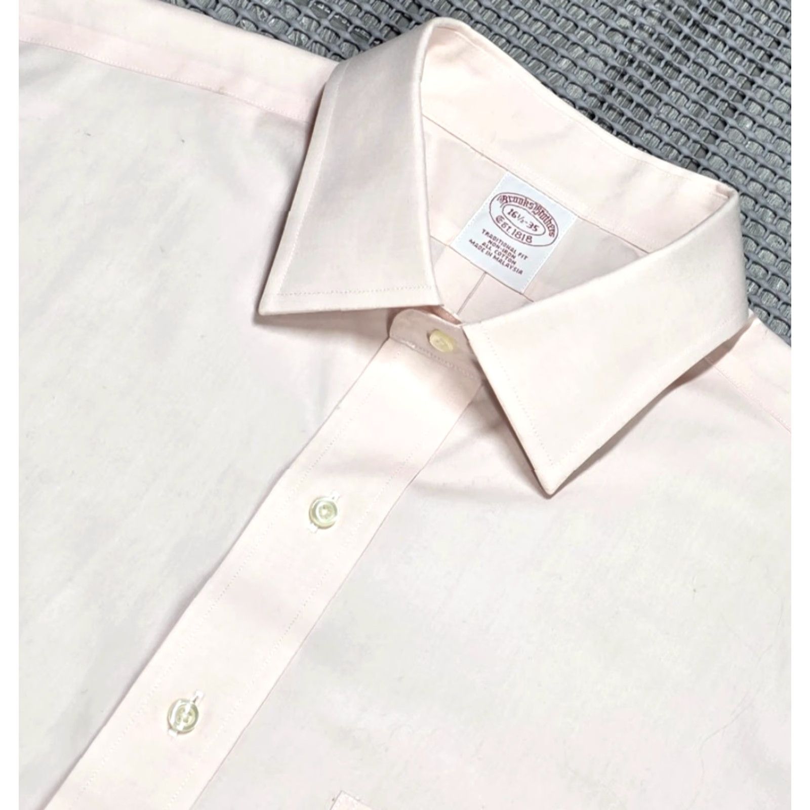 Brooks Brothers Brooks Brothers Button-Up Shirt 16.5-35 Pink Long Sleeve Mens Traditional Shirt Size 34R - 5 Thumbnail